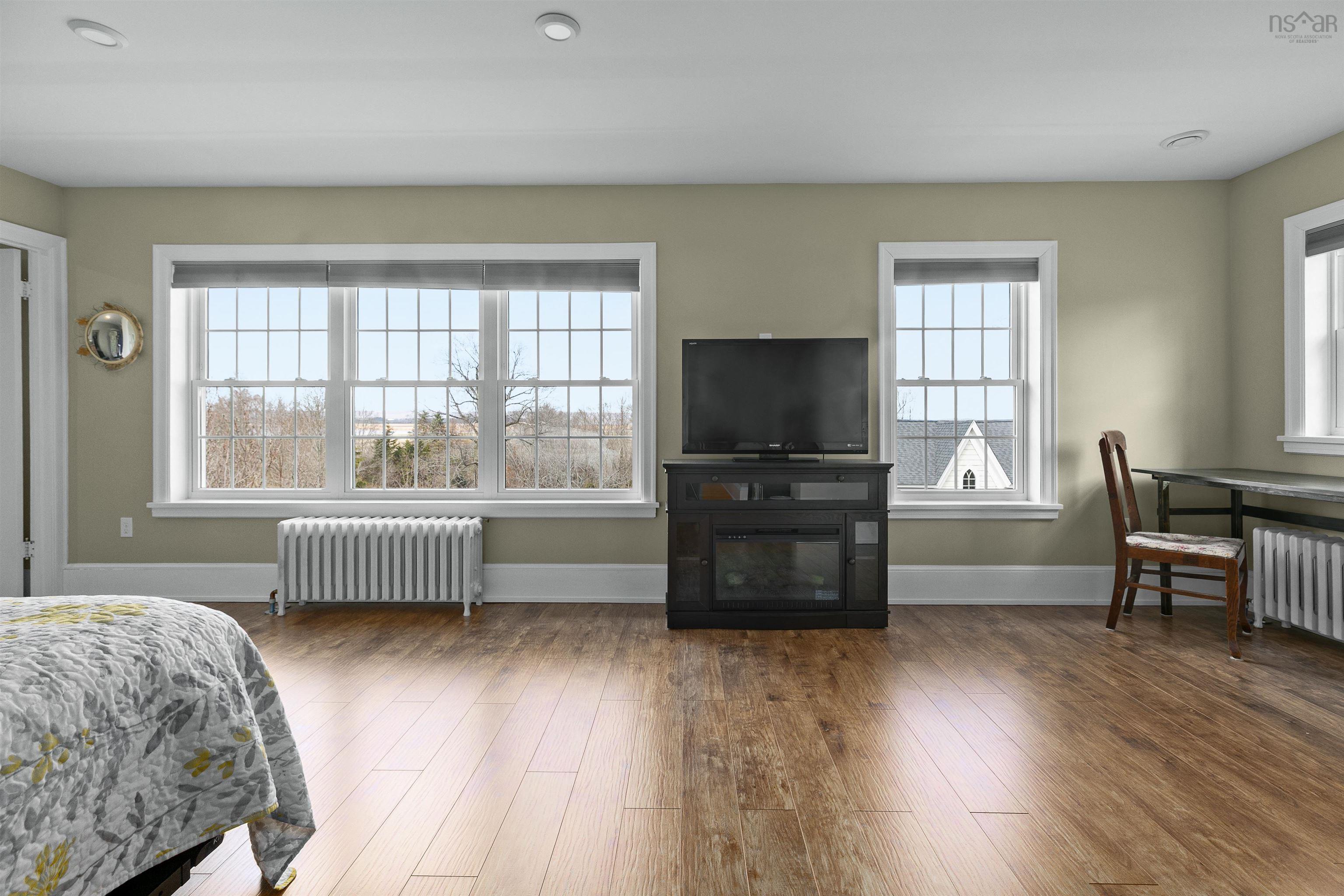 $899,900.00: 186 Main Street, Wolfville