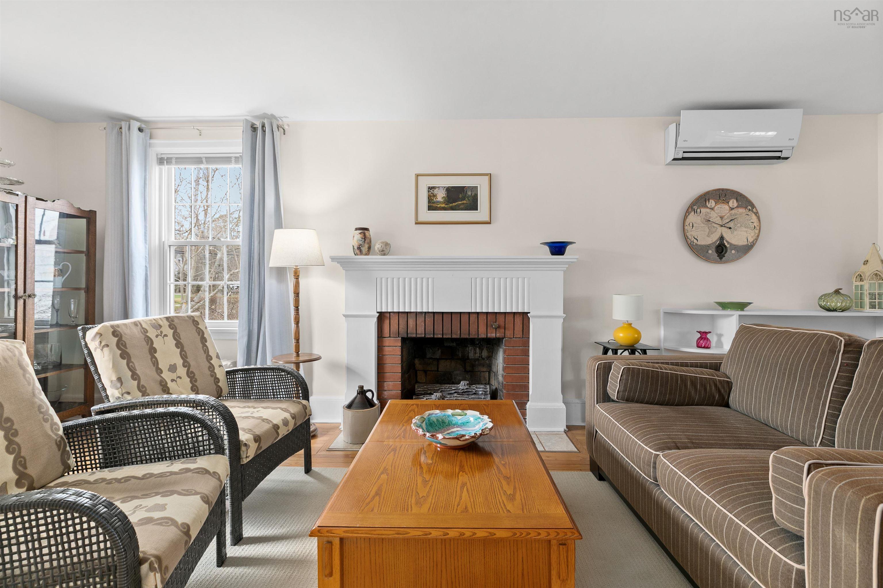 $899,900.00: 186 Main Street, Wolfville