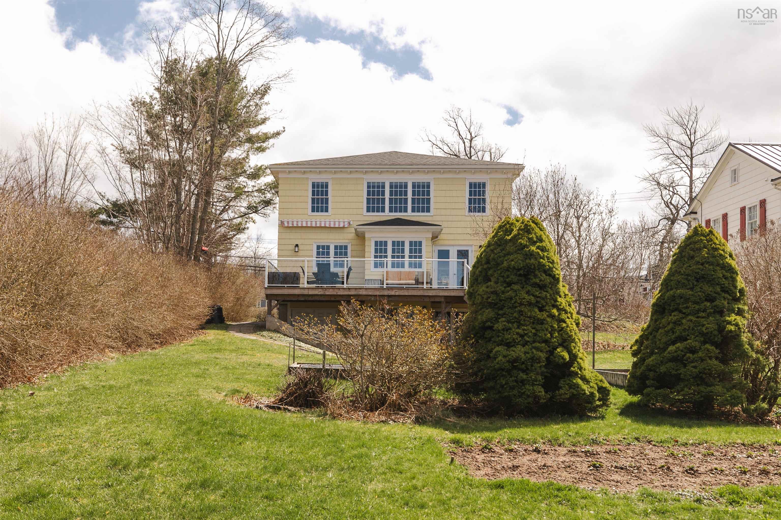 $899,900.00: 186 Main Street, Wolfville