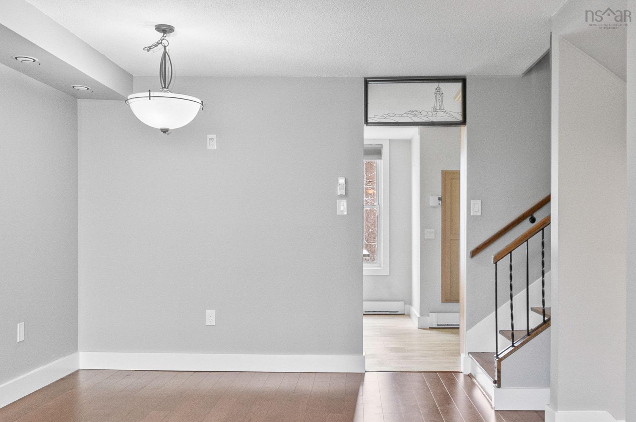 $525,000.00: 5540 Stoneham, Halifax