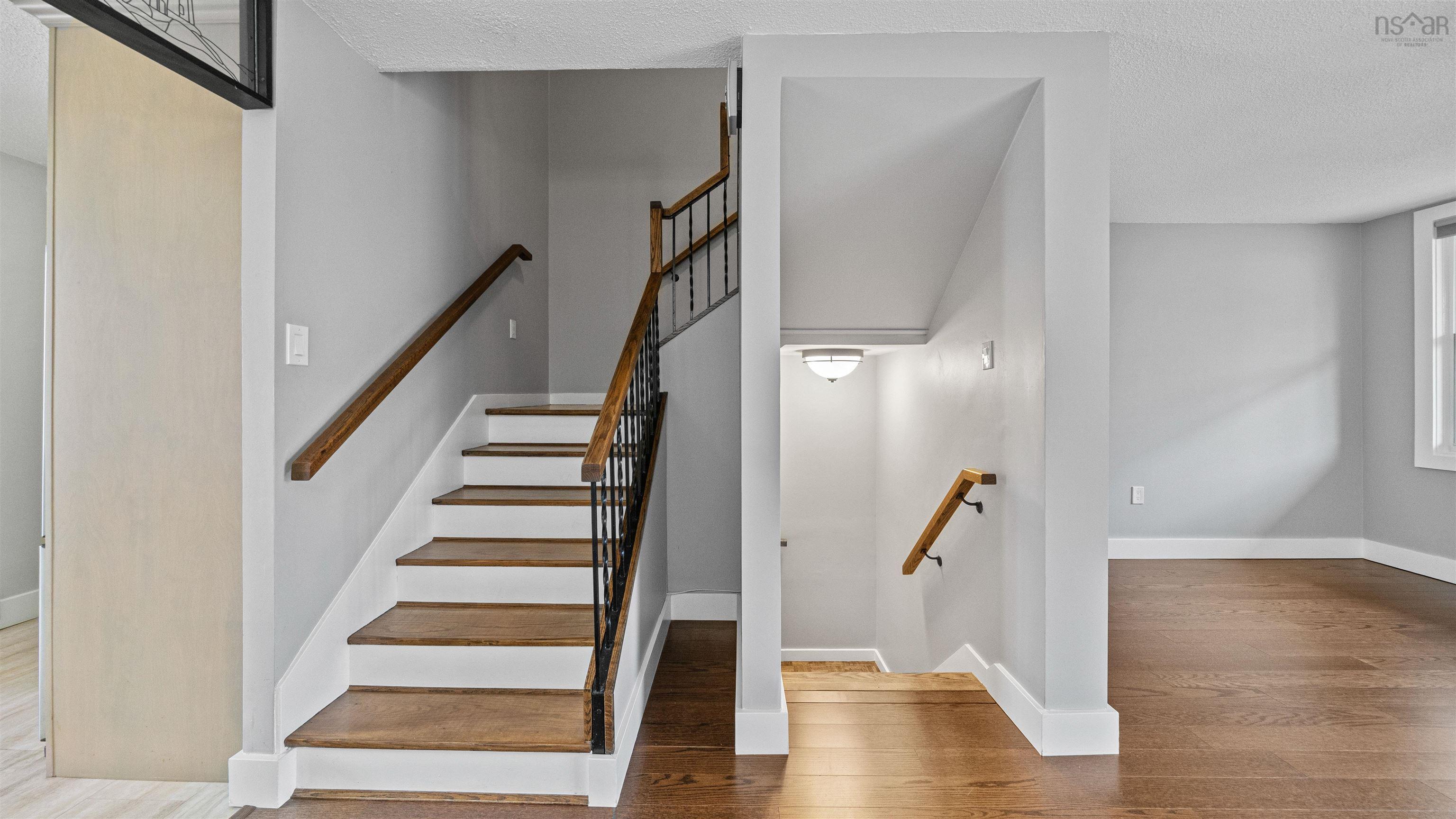 $525,000.00: 5540 Stoneham, Halifax