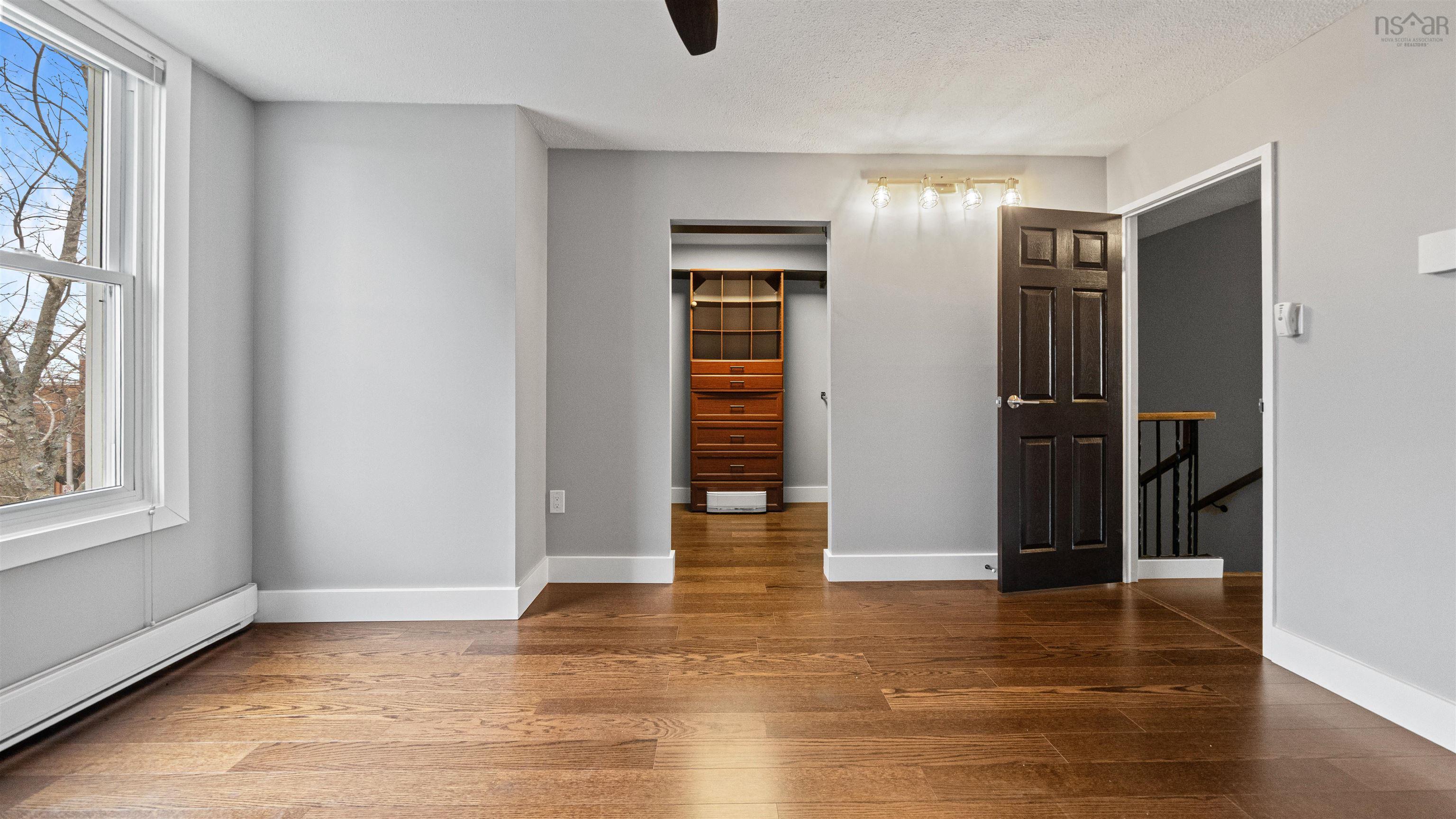 $525,000.00: 5540 Stoneham, Halifax