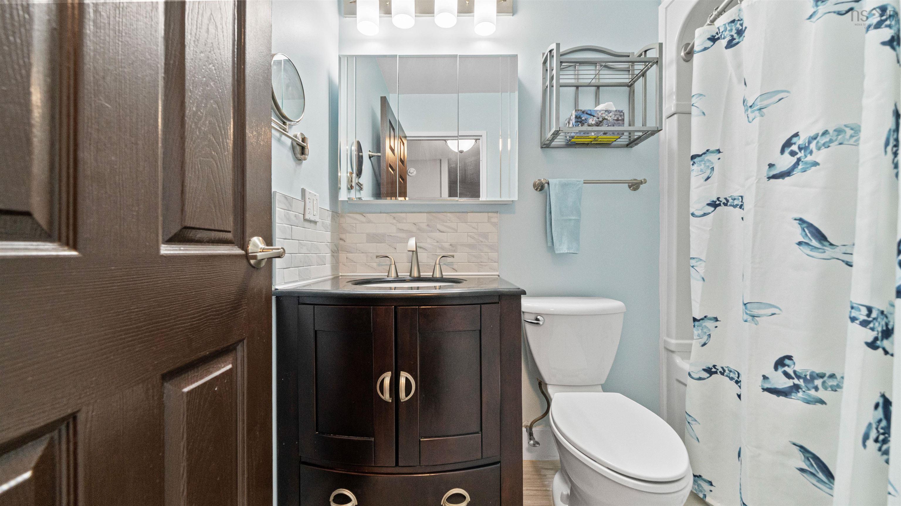 $525,000.00: 5540 Stoneham, Halifax