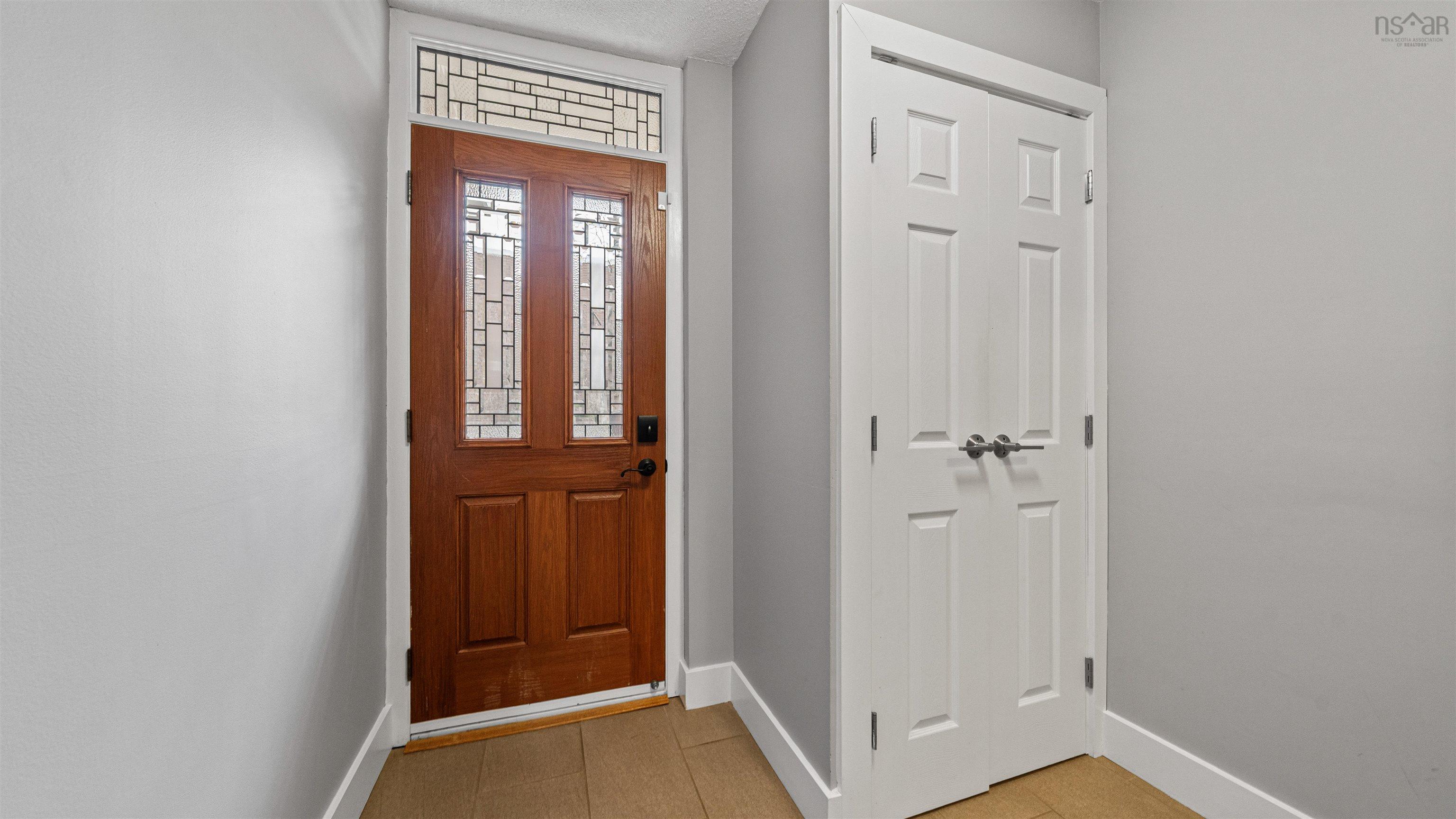 $525,000.00: 5540 Stoneham, Halifax