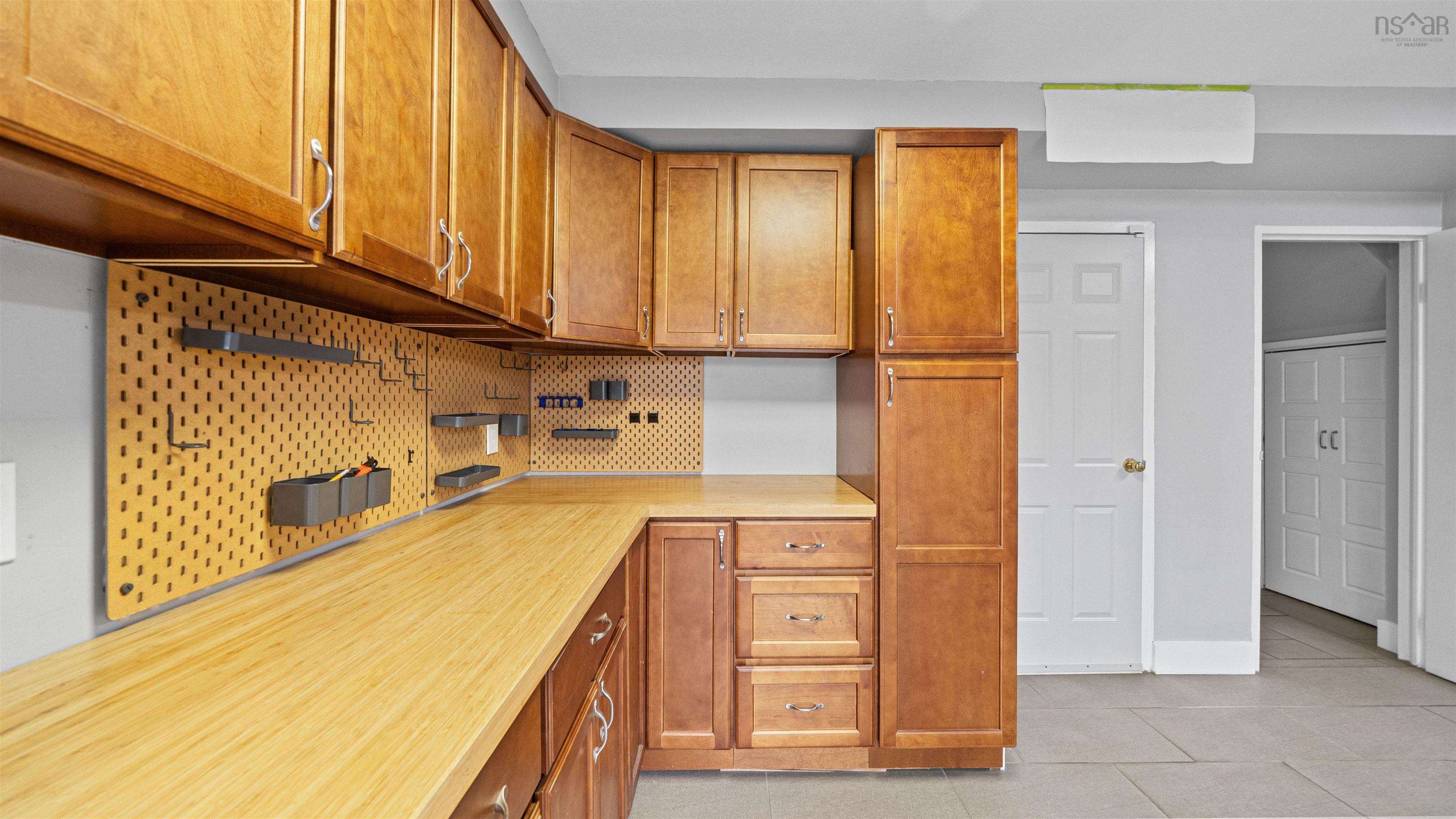 $525,000.00: 5540 Stoneham, Halifax