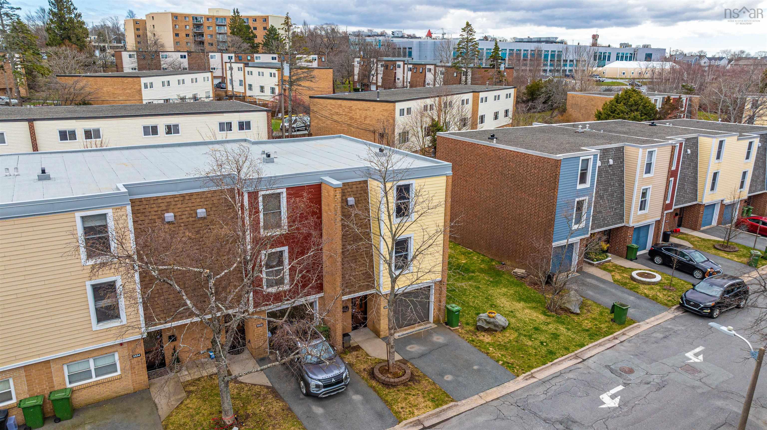 $525,000.00: 5540 Stoneham, Halifax