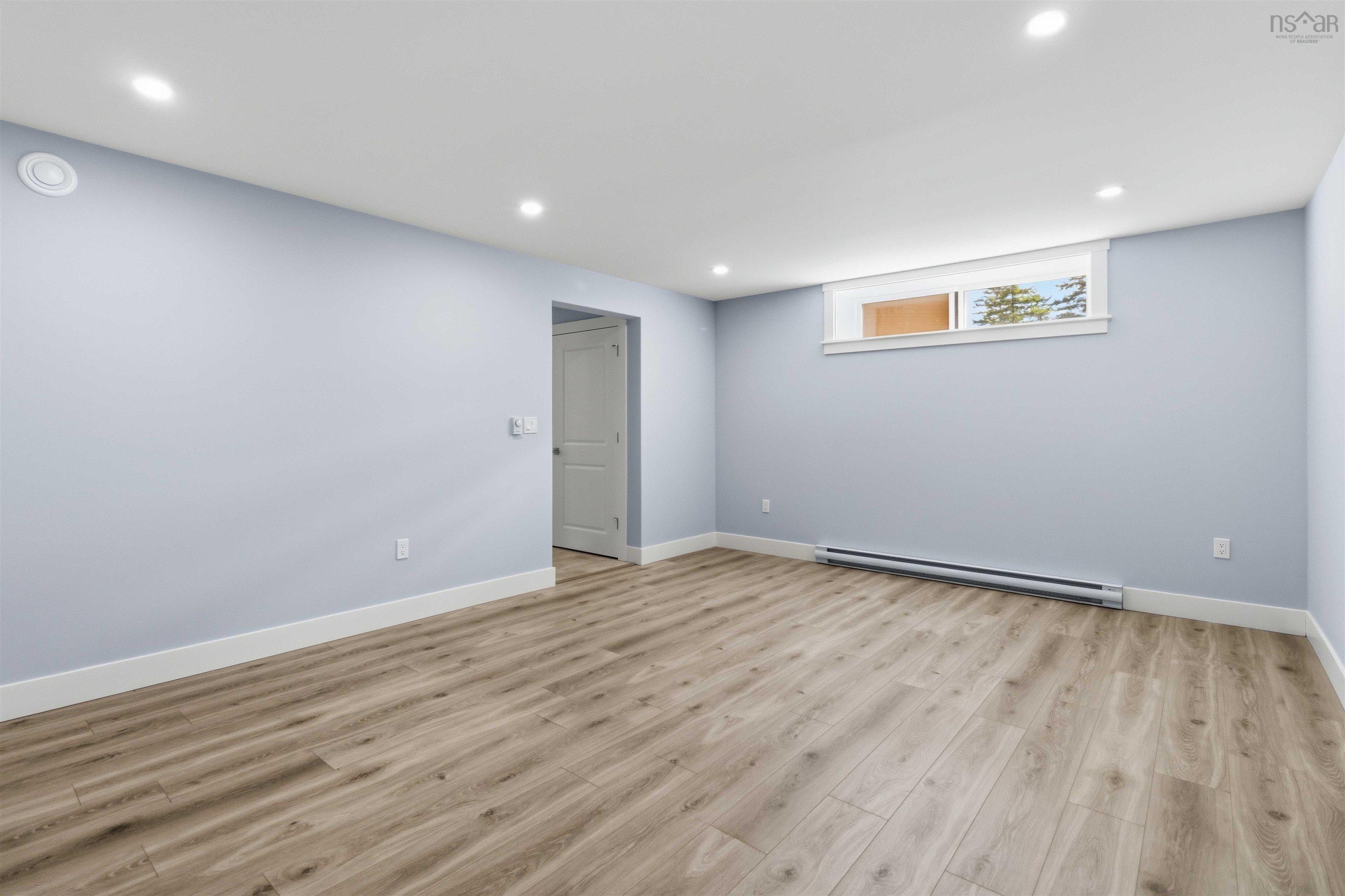 $724,900.00: 7 Viewcrest Drive, Clayton Park