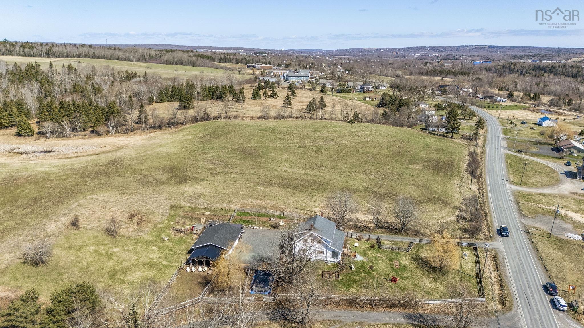 $489,900.00: 5989 Stellarton Trafalgar Road, Riverton