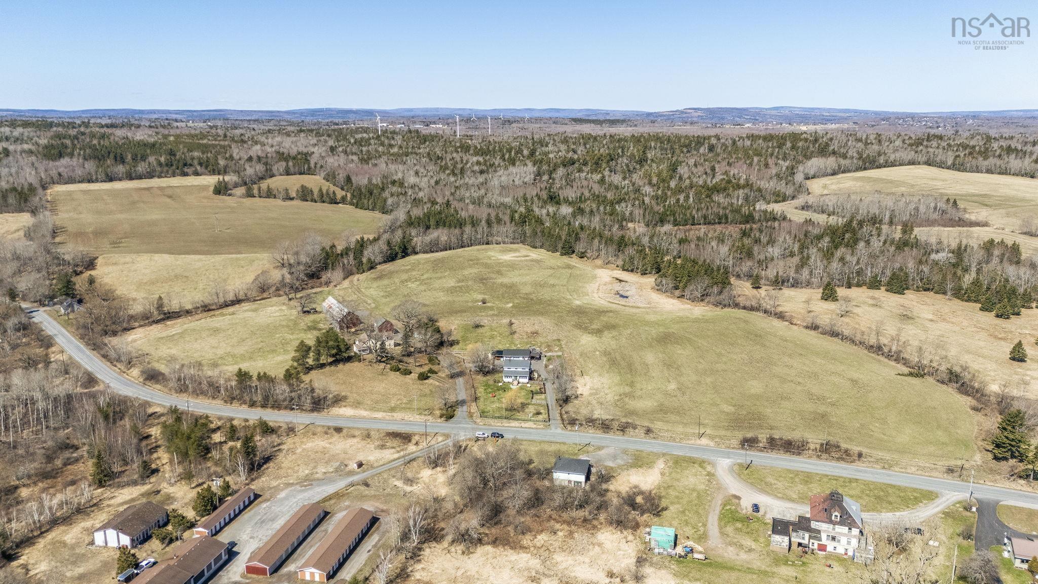 $489,900.00: 5989 Stellarton Trafalgar Road, Riverton