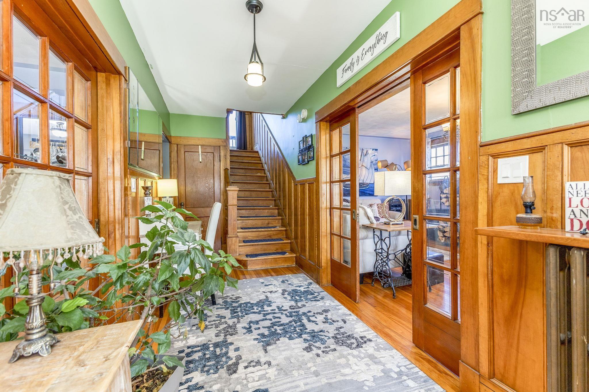 $489,900.00: 5989 Stellarton Trafalgar Road, Riverton