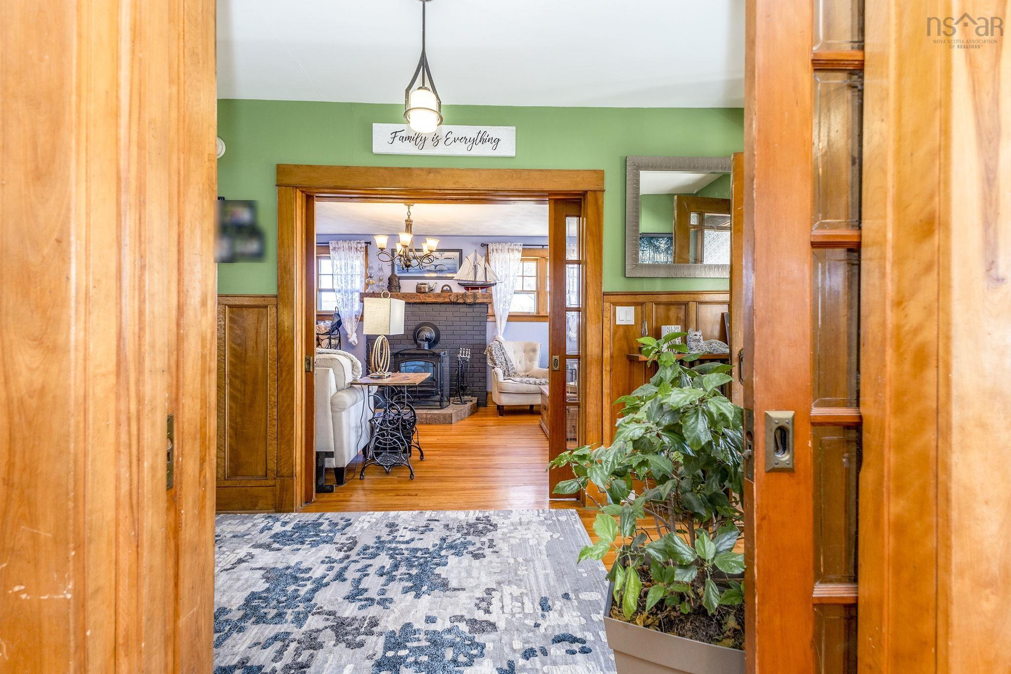 $489,900.00: 5989 Stellarton Trafalgar Road, Riverton