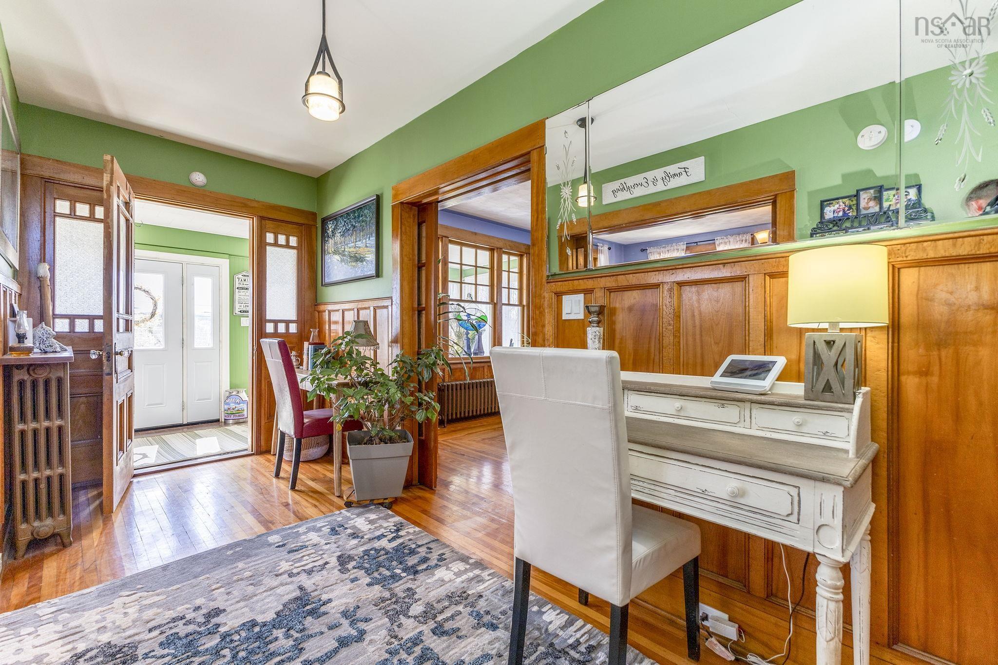 $489,900.00: 5989 Stellarton Trafalgar Road, Riverton