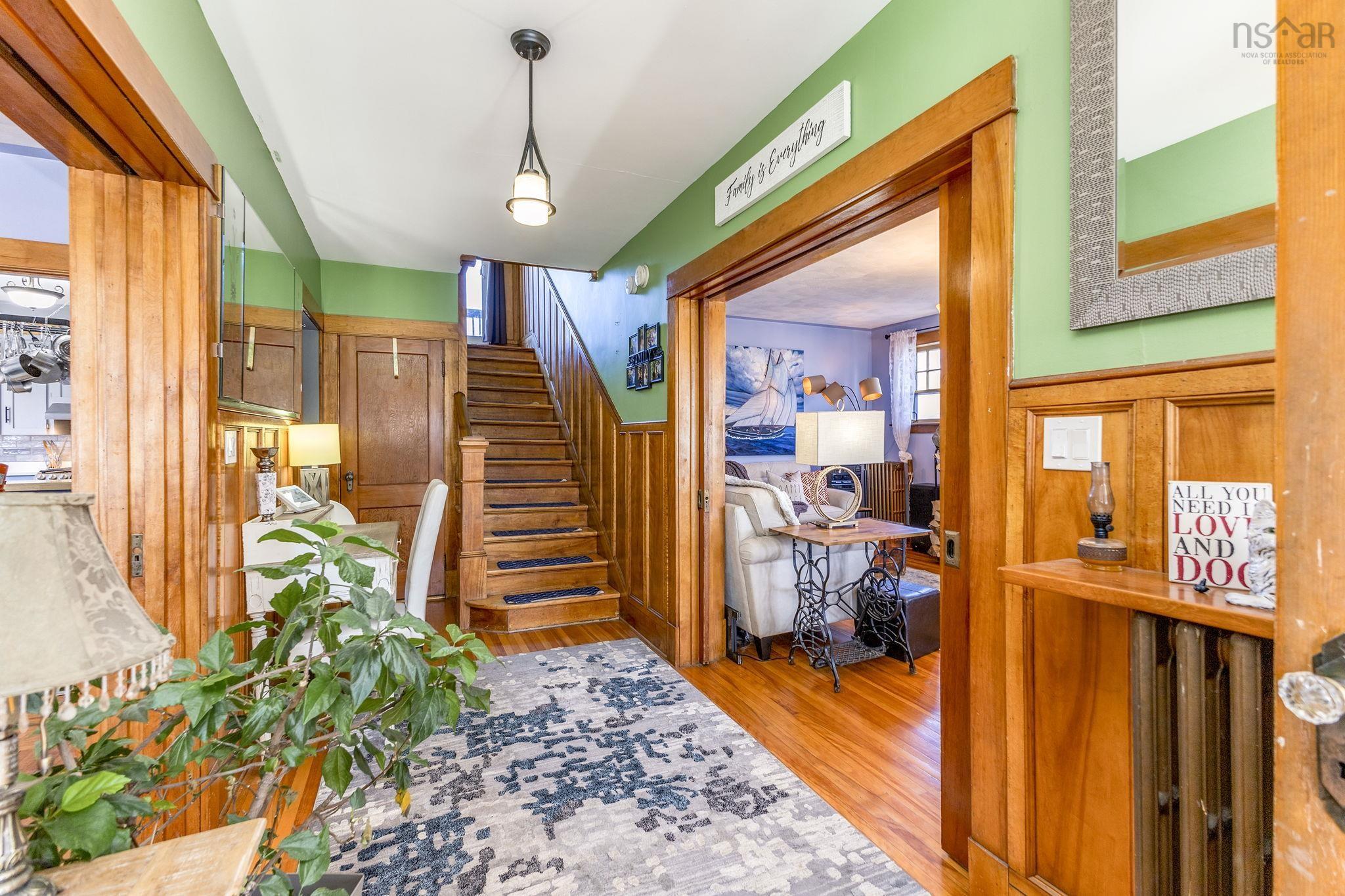 $489,900.00: 5989 Stellarton Trafalgar Road, Riverton