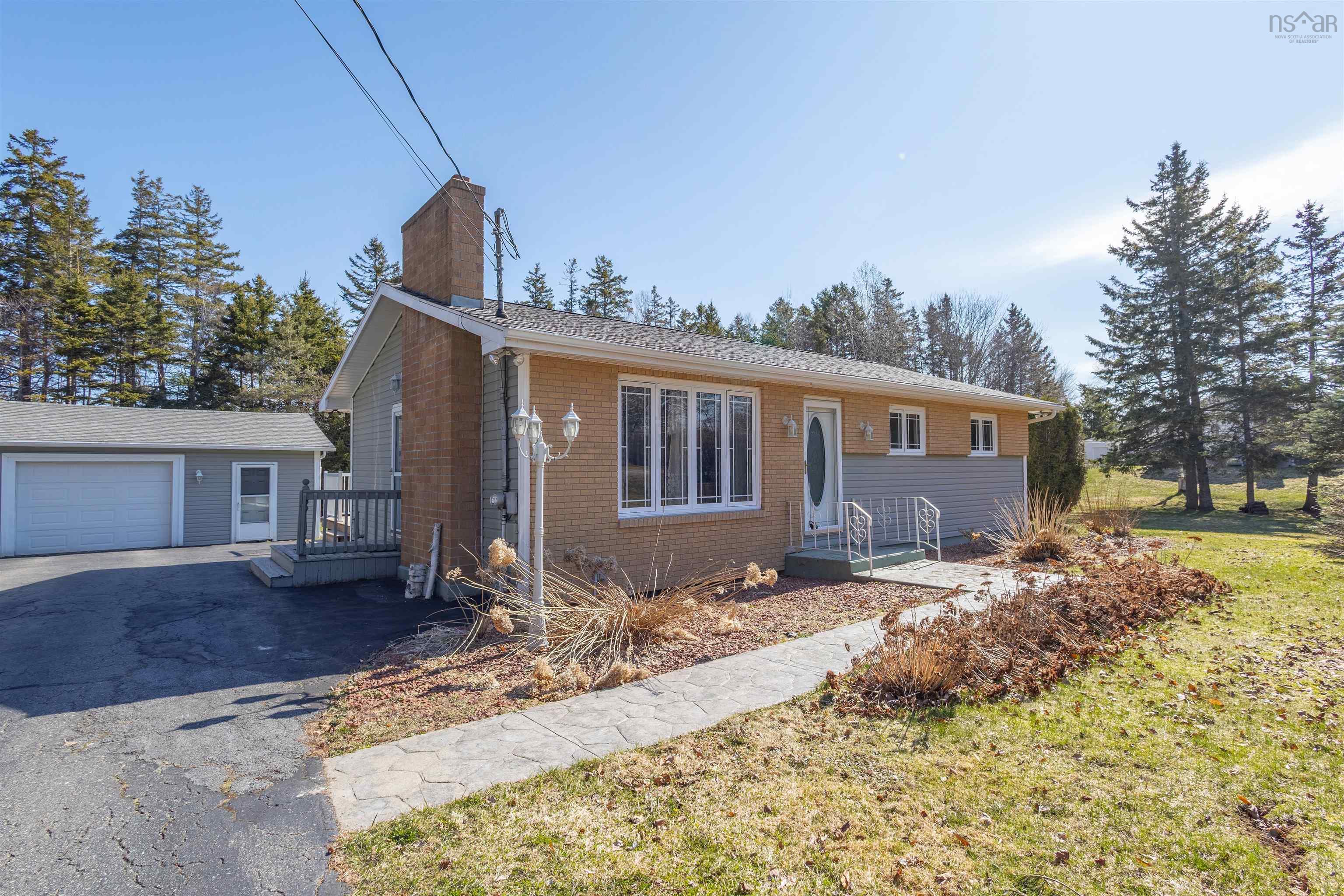 $325,000.00: 79 Floral Heights, Sydney