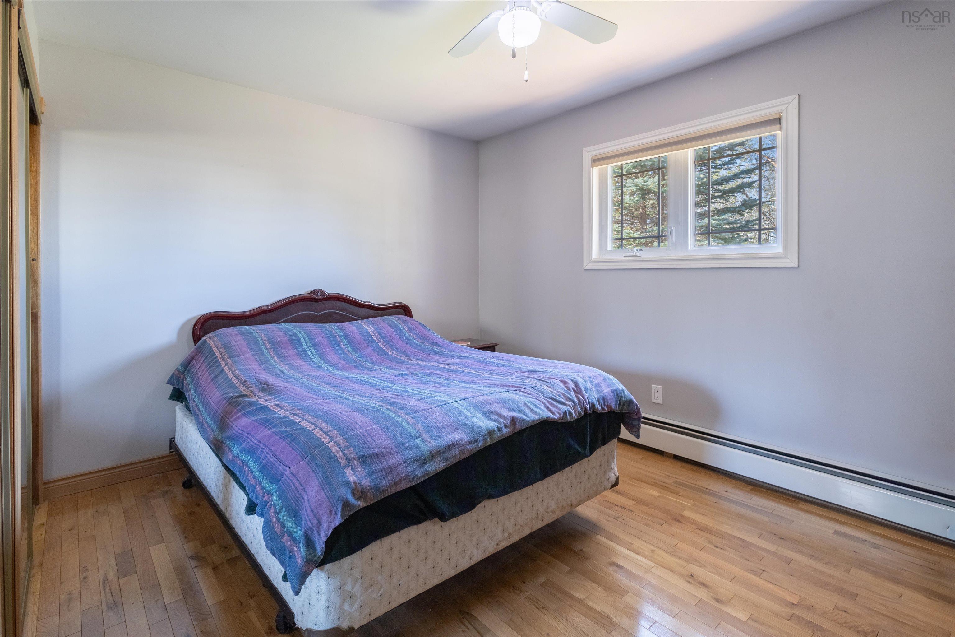 $325,000.00: 79 Floral Heights, Sydney