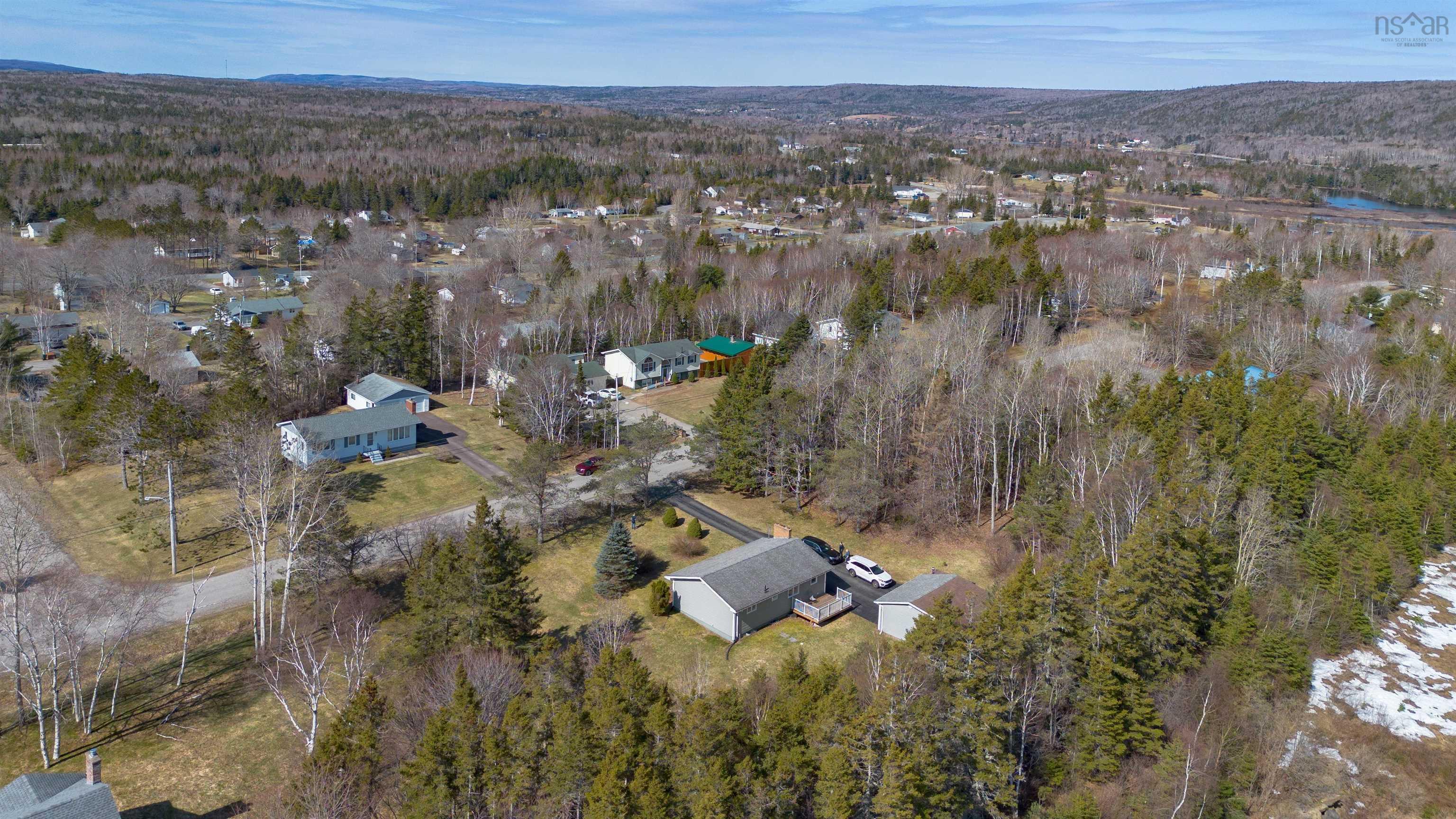 $325,000.00: 79 Floral Heights, Sydney