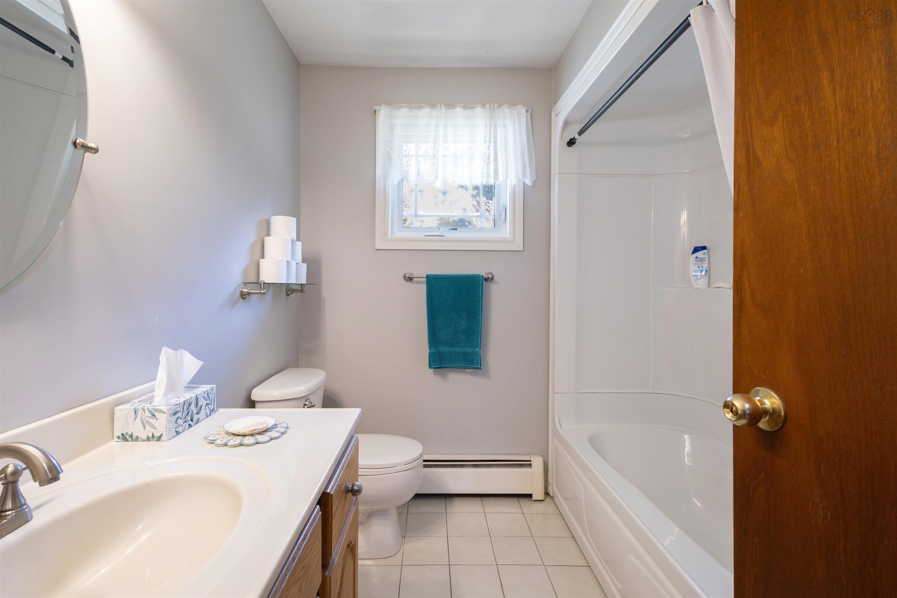 $325,000.00: 79 Floral Heights, Sydney