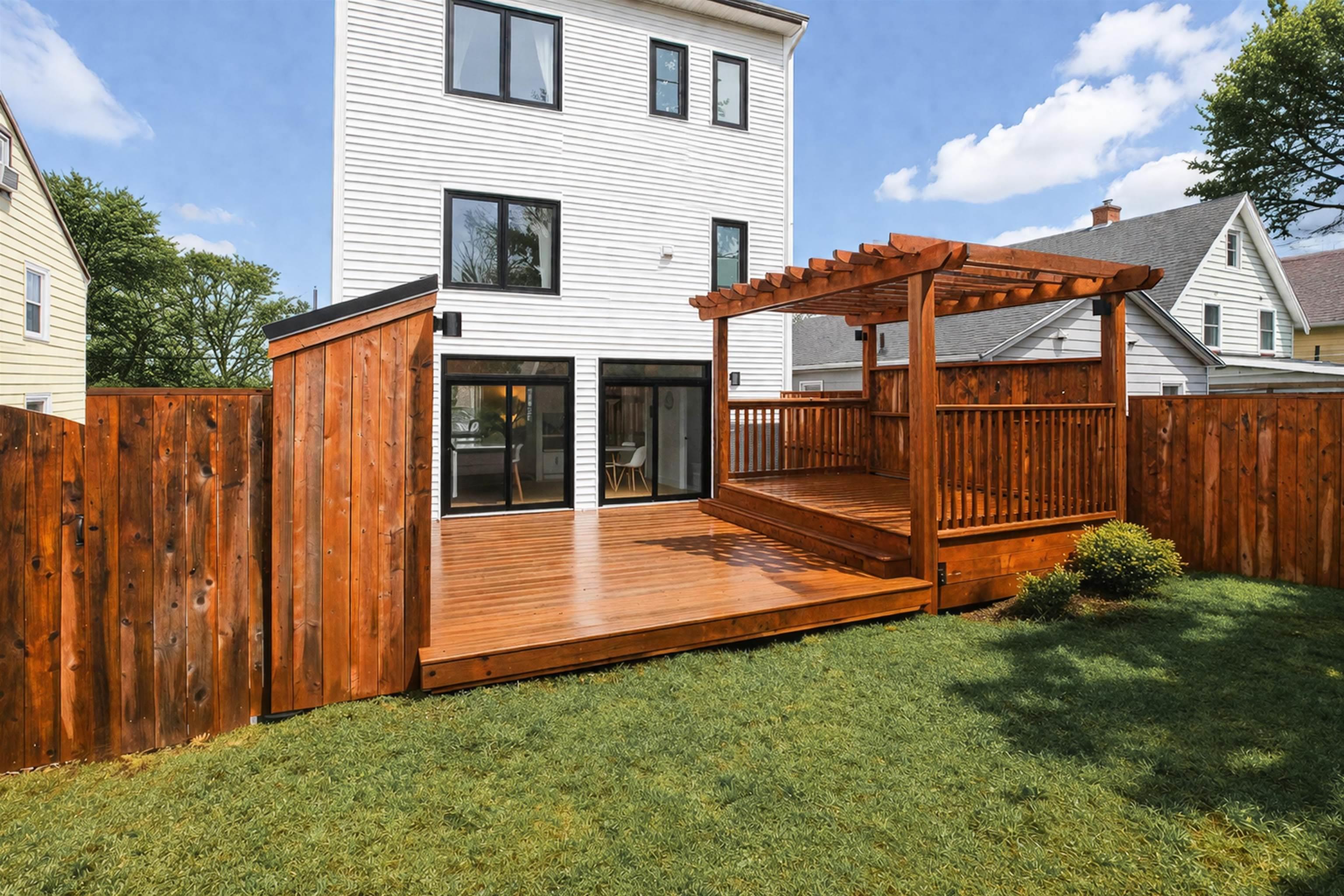 $1,195,000.00: 3320 Agricola Street, Halifax