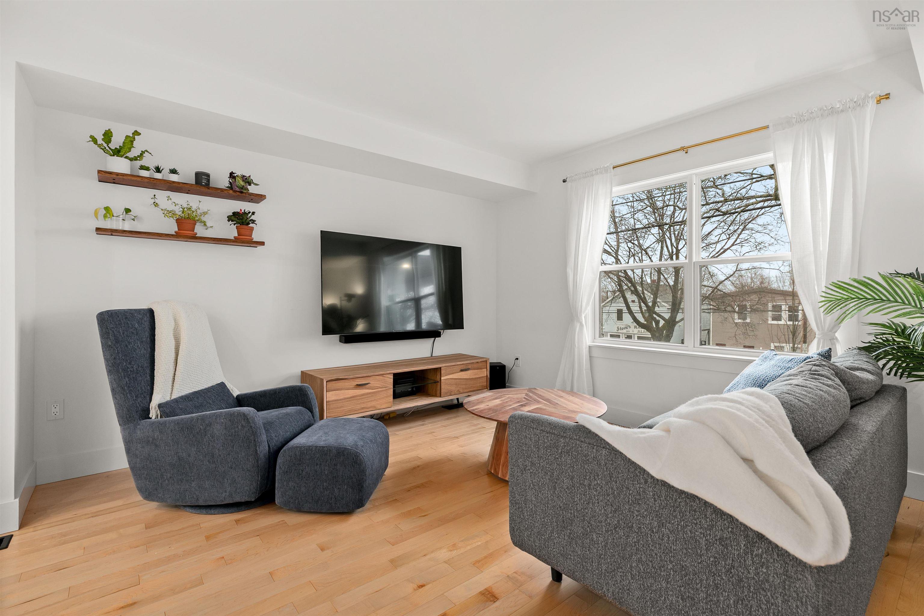 $1,195,000.00: 3320 Agricola Street, Halifax