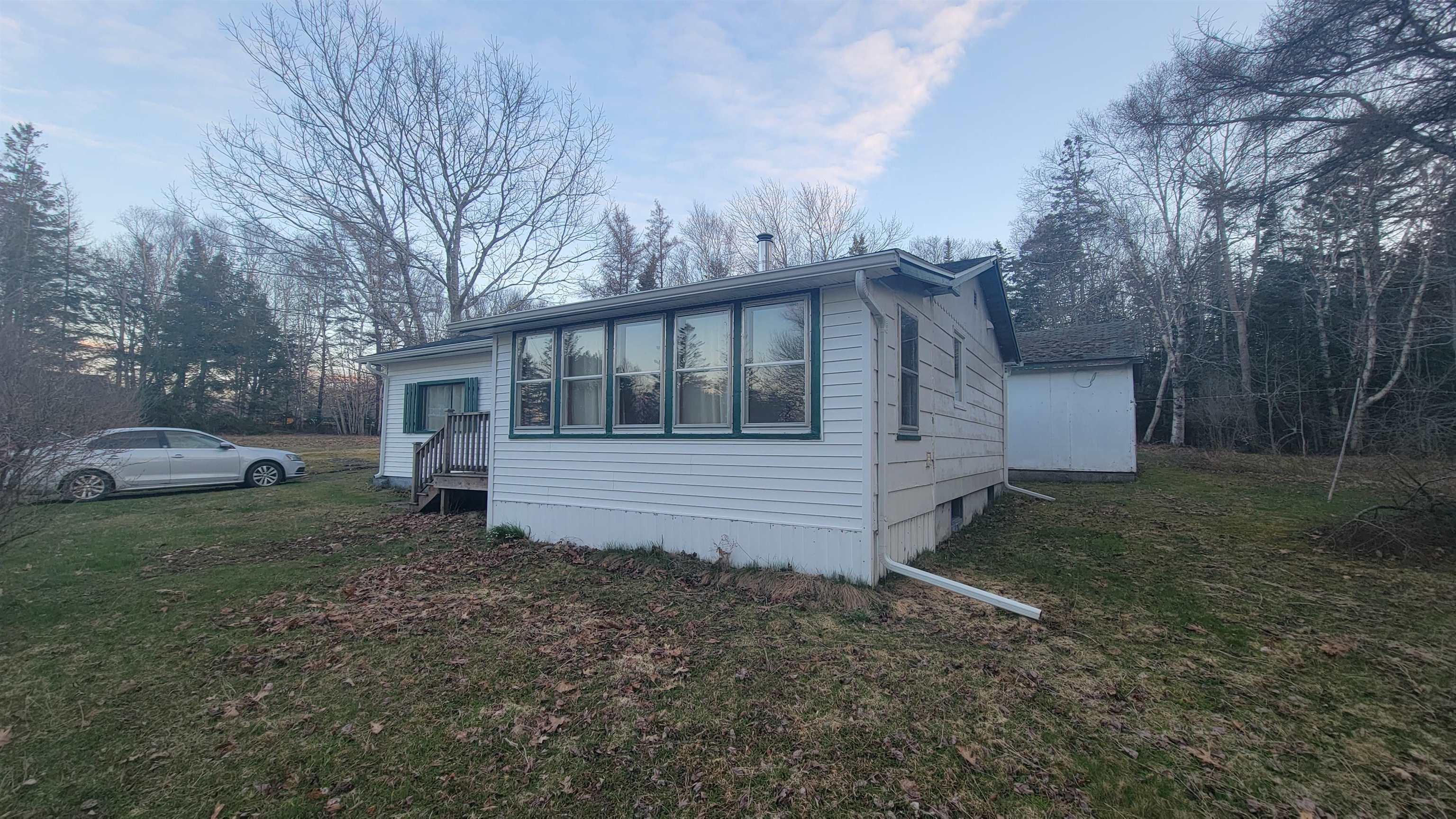 $174,900.00: 1685 Lake George Road, Lake George