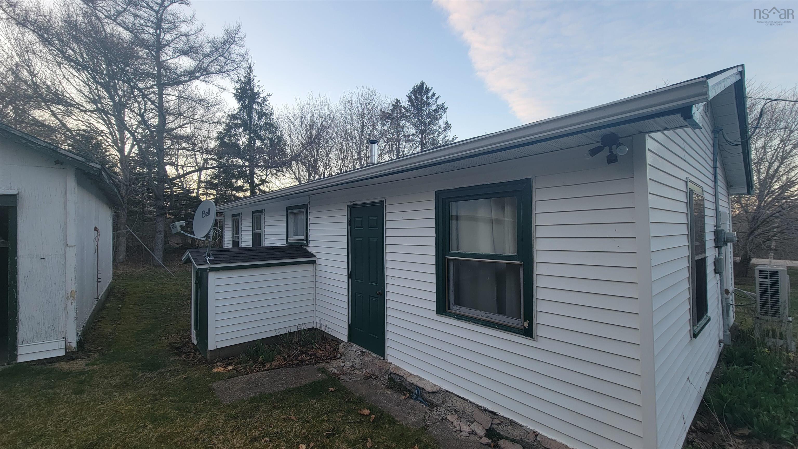 $174,900.00: 1685 Lake George Road, Lake George