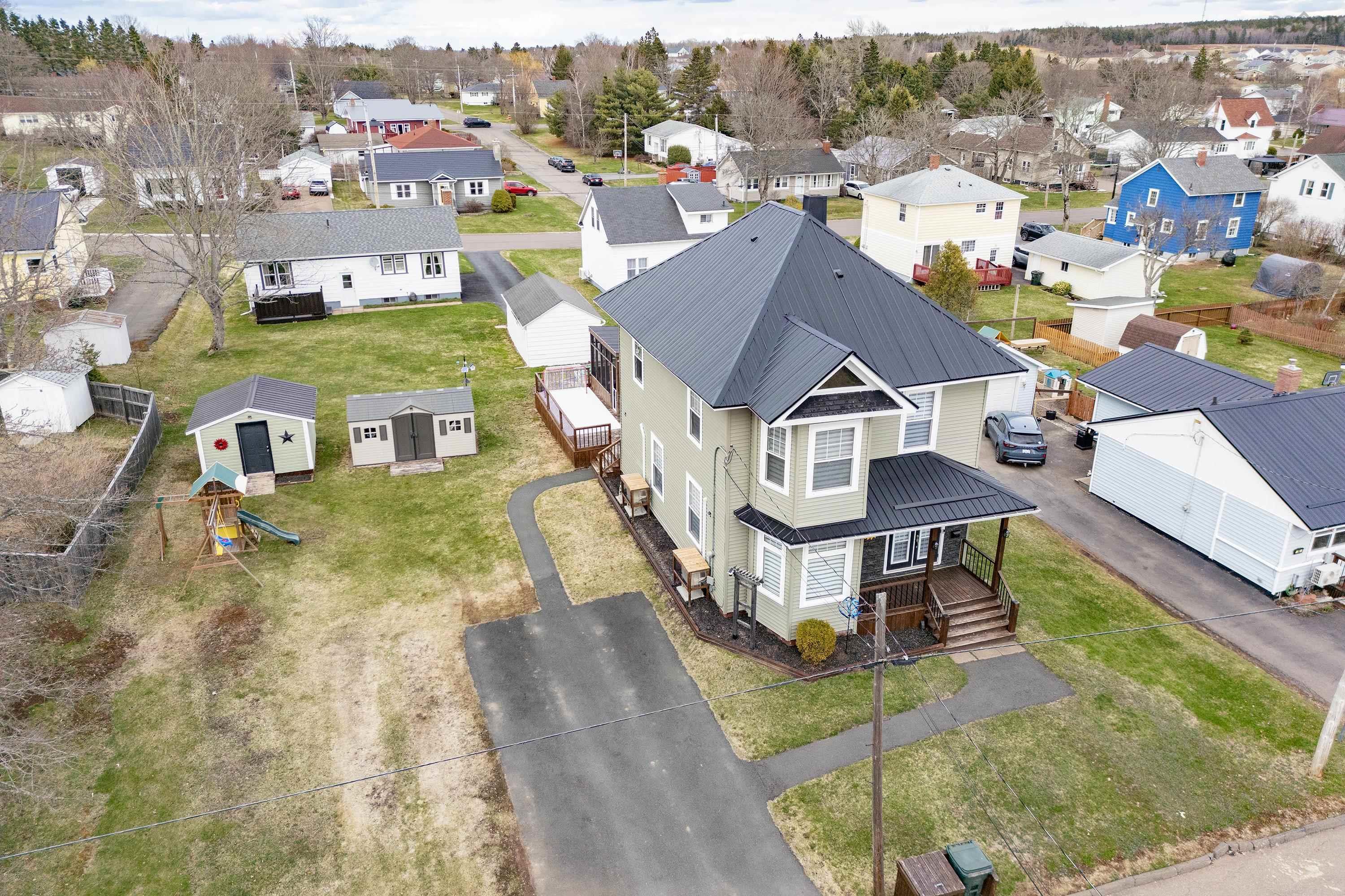 $379,900.00: 28 Westminster Avenue, Amherst