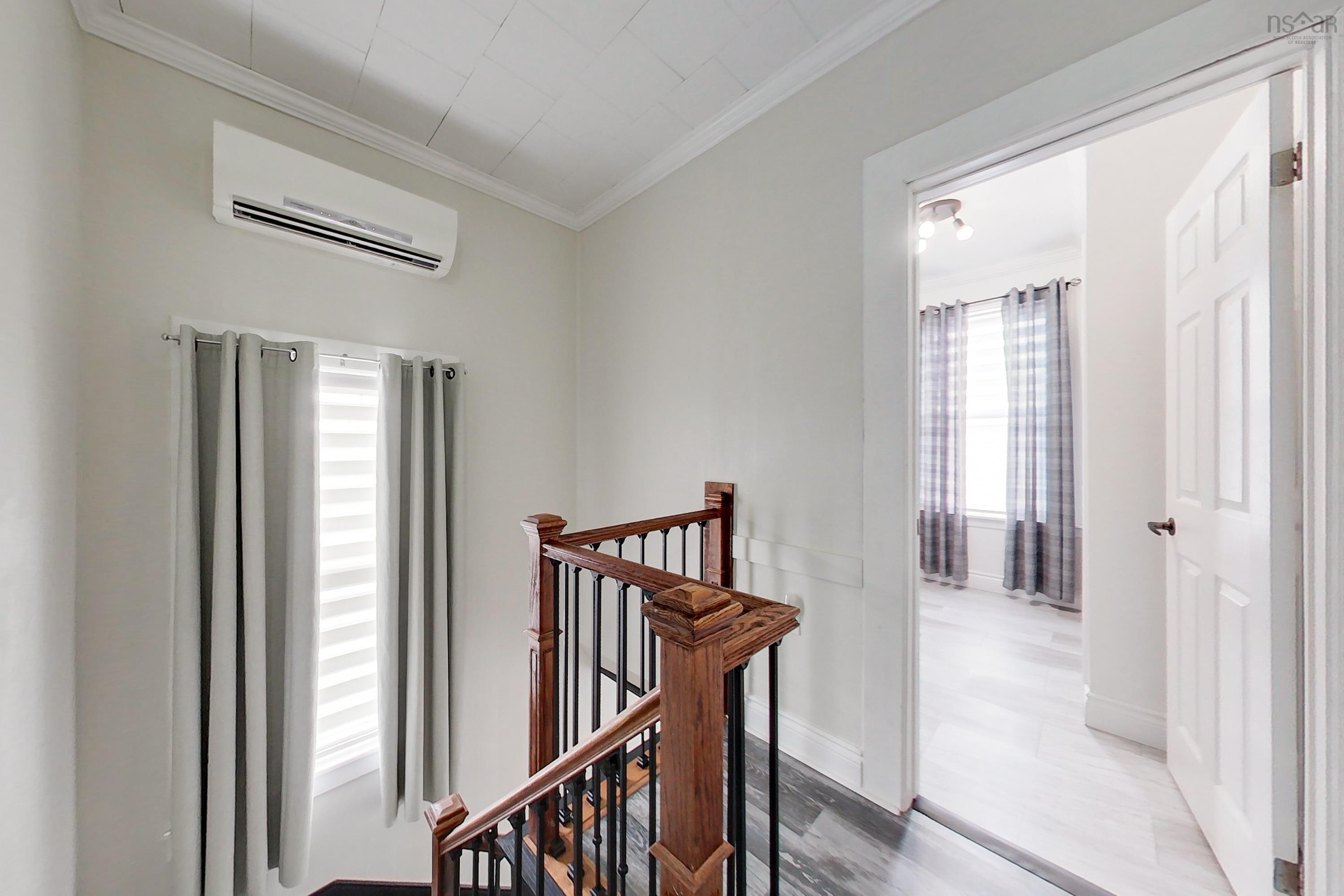 $379,900.00: 28 Westminster Avenue, Amherst