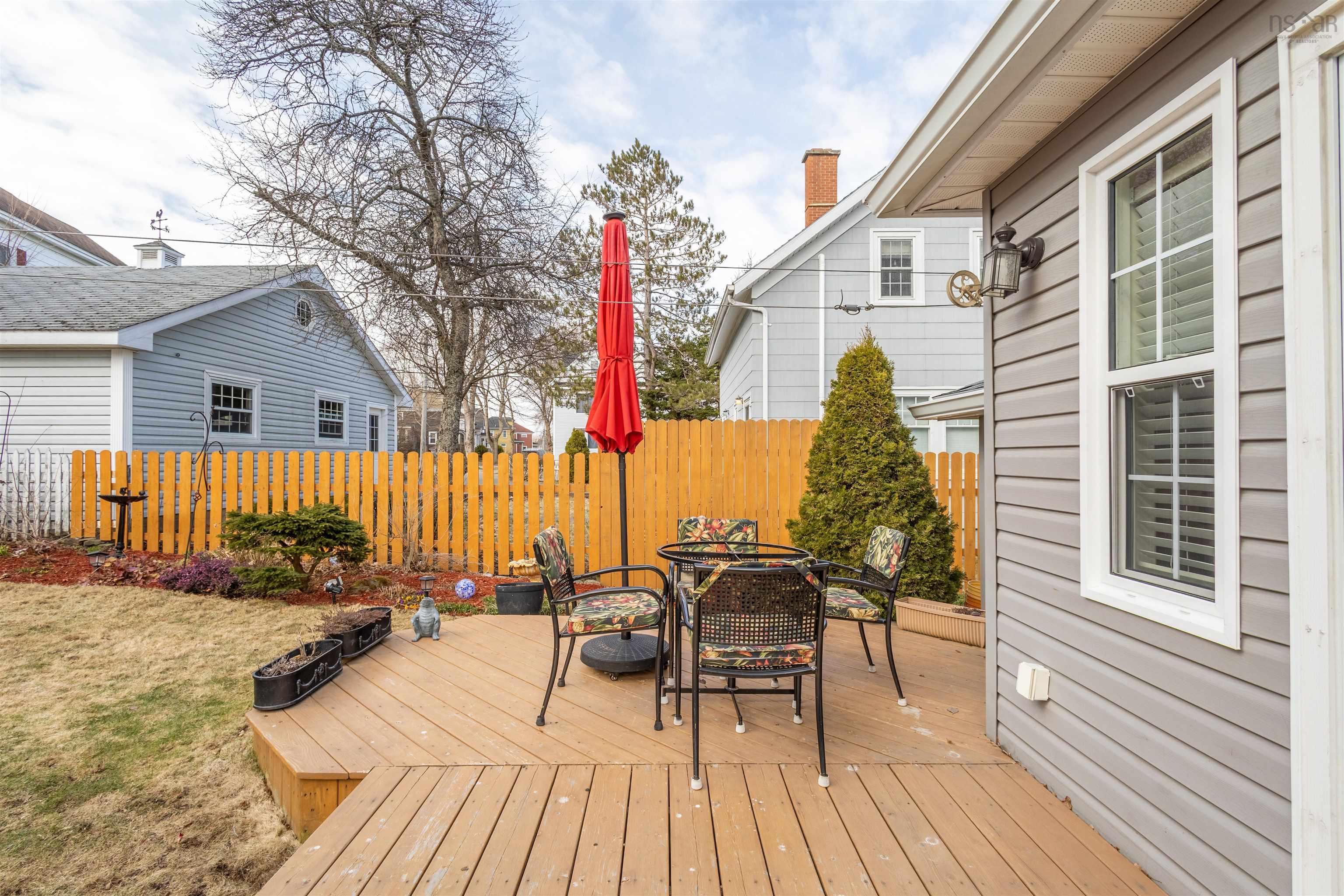 $349,000.00: 102 Crescent Street, B1S 2Z8 Street, Sydney