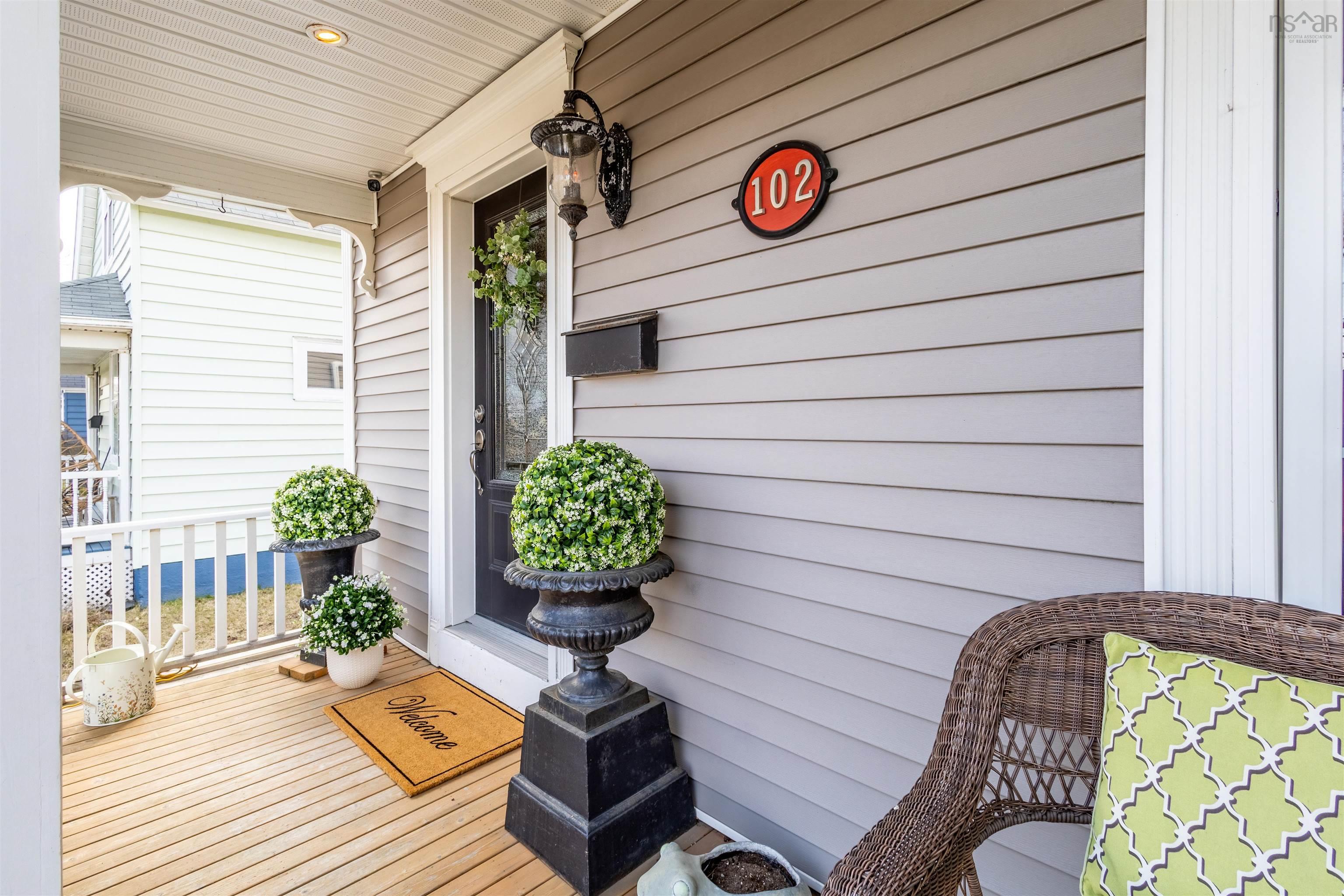 $349,000.00: 102 Crescent Street, B1S 2Z8 Street, Sydney