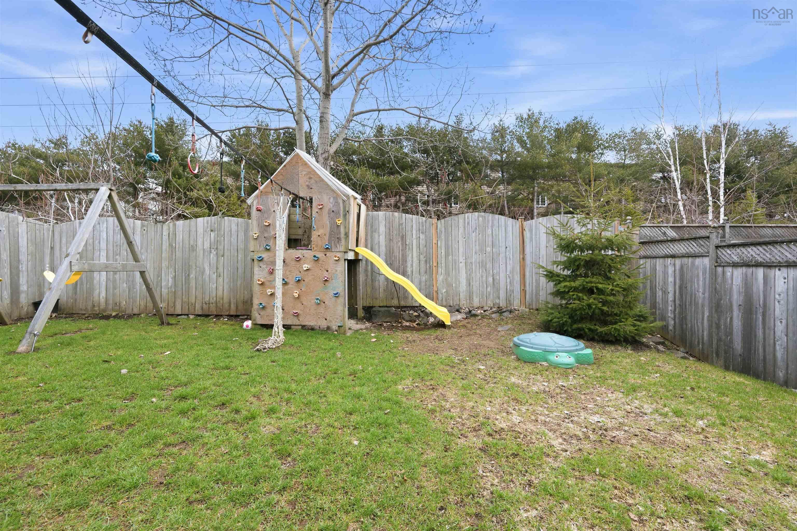 $624,900.00: 22 Glenbourne Court, Halifax