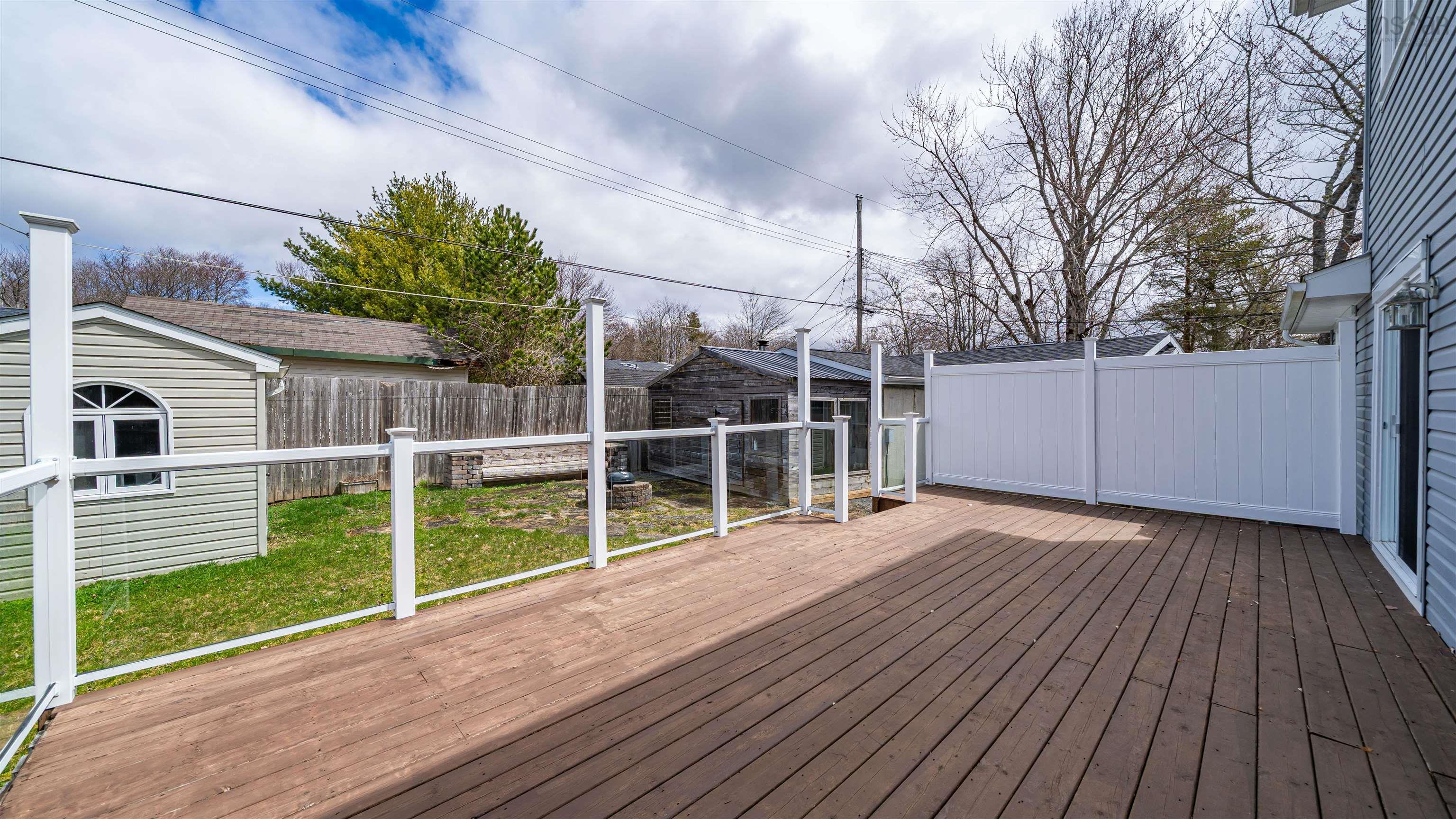 $649,000.00: 21 Summerville Drive, Sackville