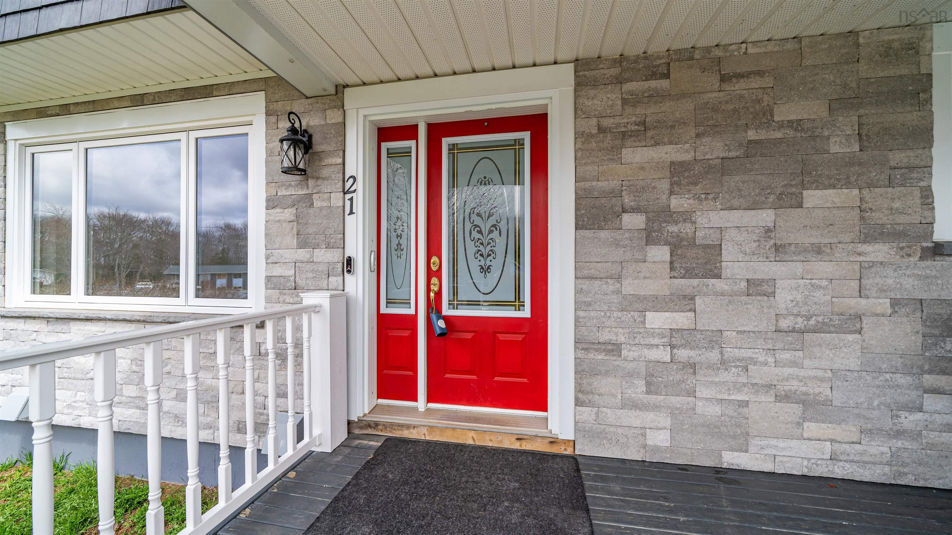 $649,000.00: 21 Summerville Drive, Sackville