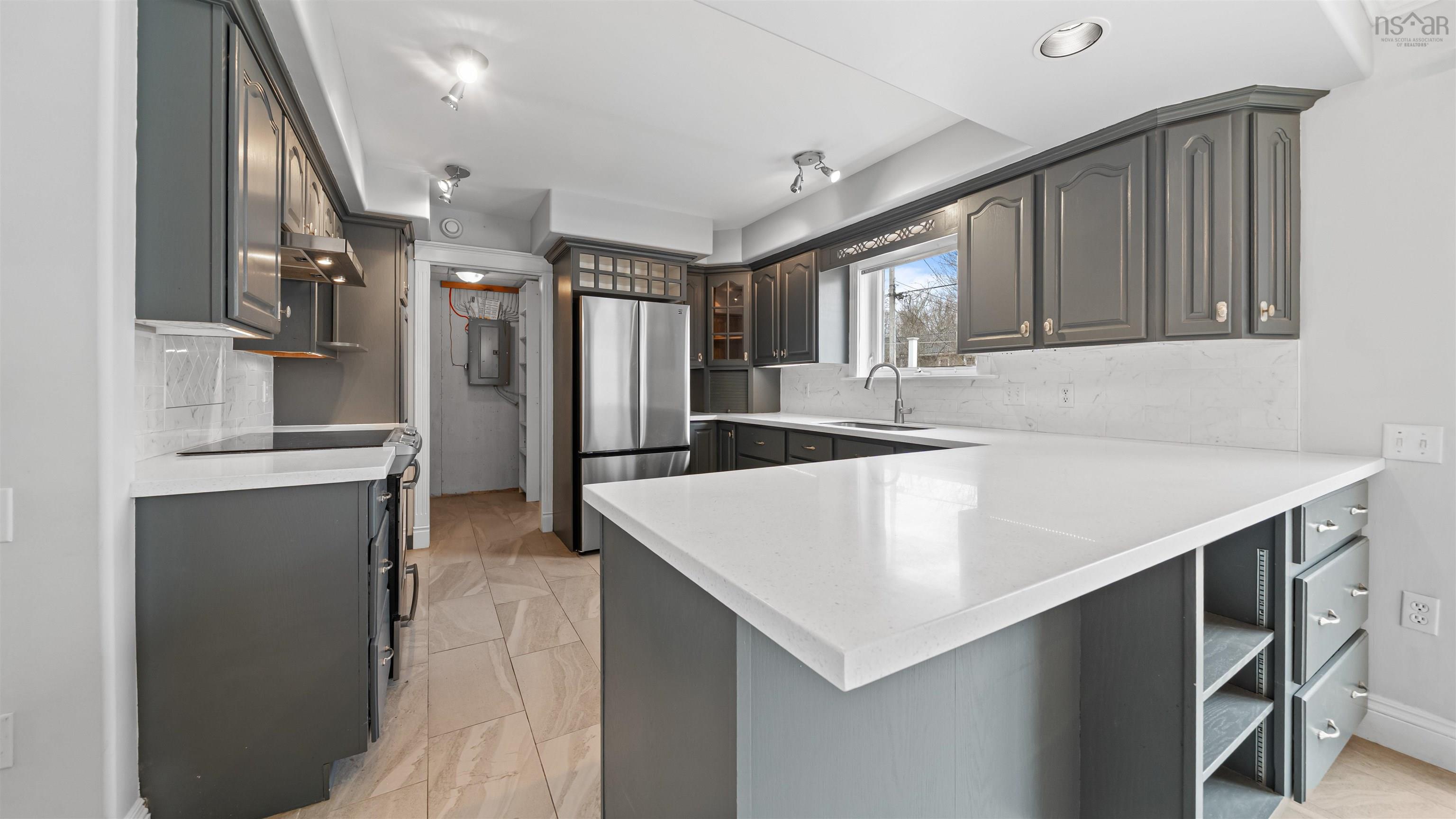 $649,000.00: 21 Summerville Drive, Sackville