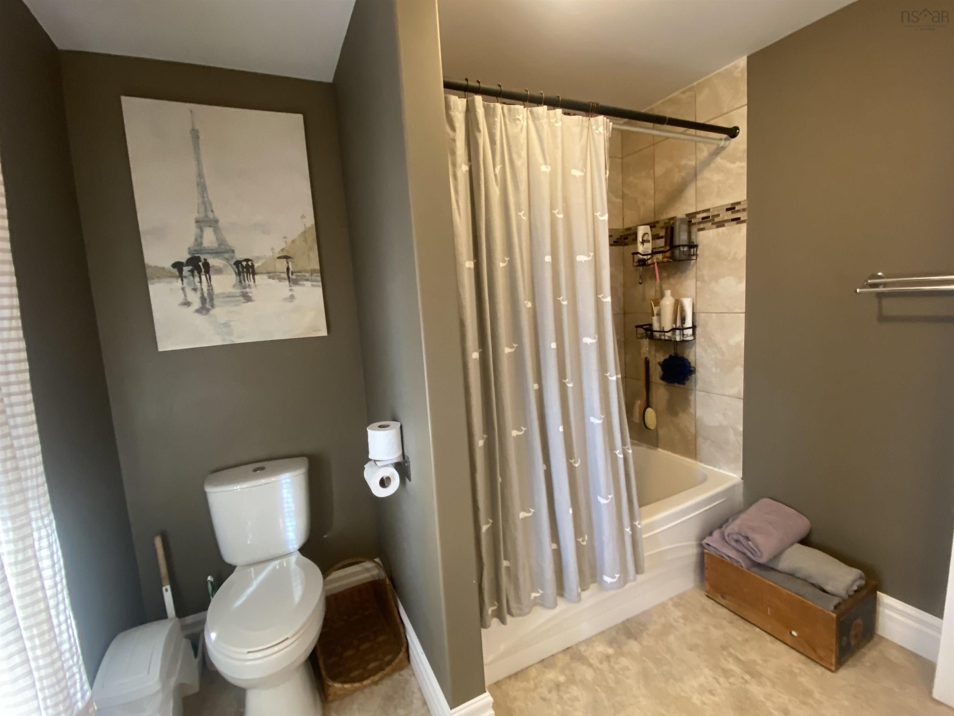 $569,000.00: 6777 Hwy 101, Gilberts Cove