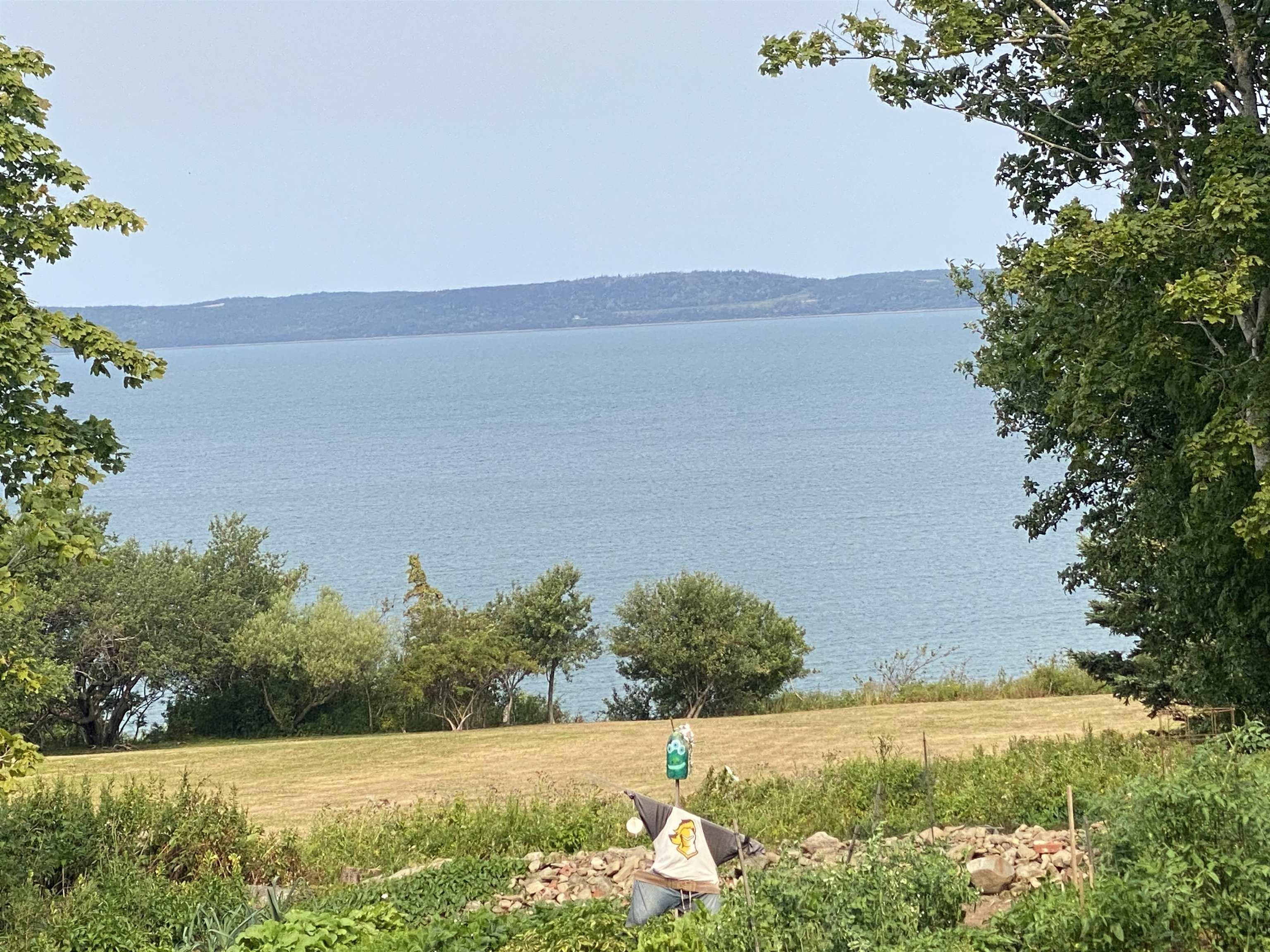 $569,000.00: 6777 Hwy 101, Gilberts Cove