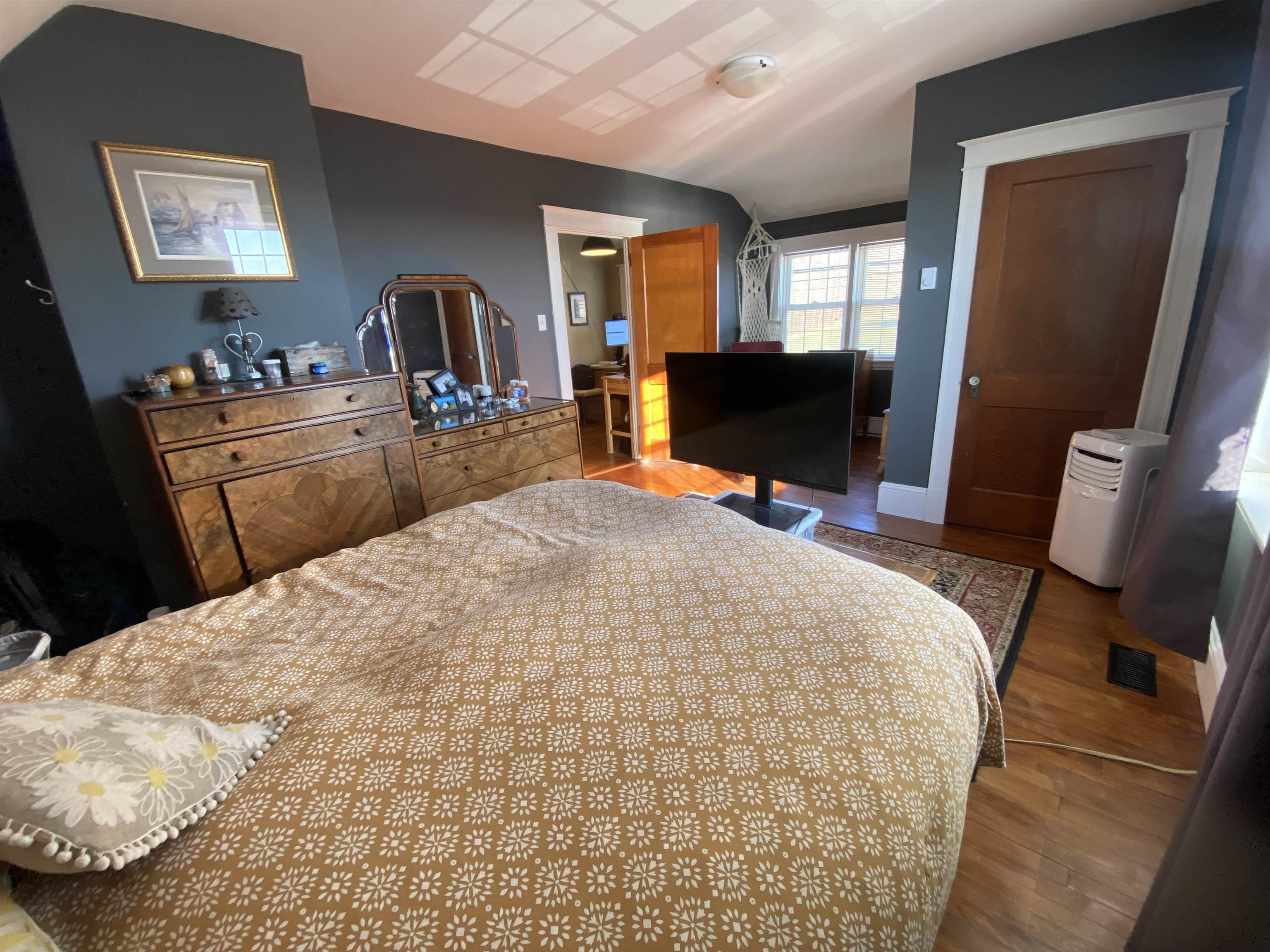 $569,000.00: 6777 Hwy 101, Gilberts Cove