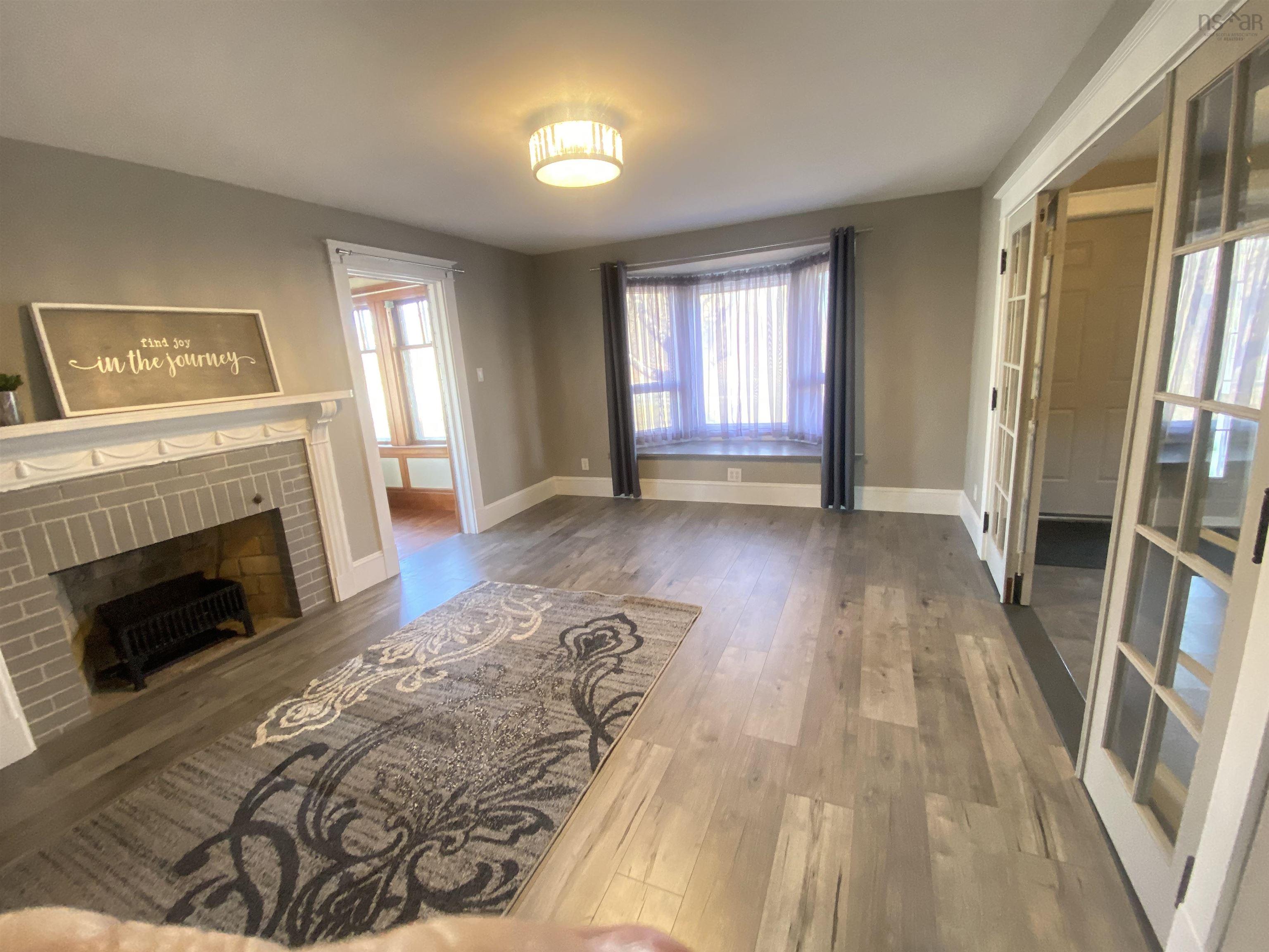 $569,000.00: 6777 Hwy 101, Gilberts Cove