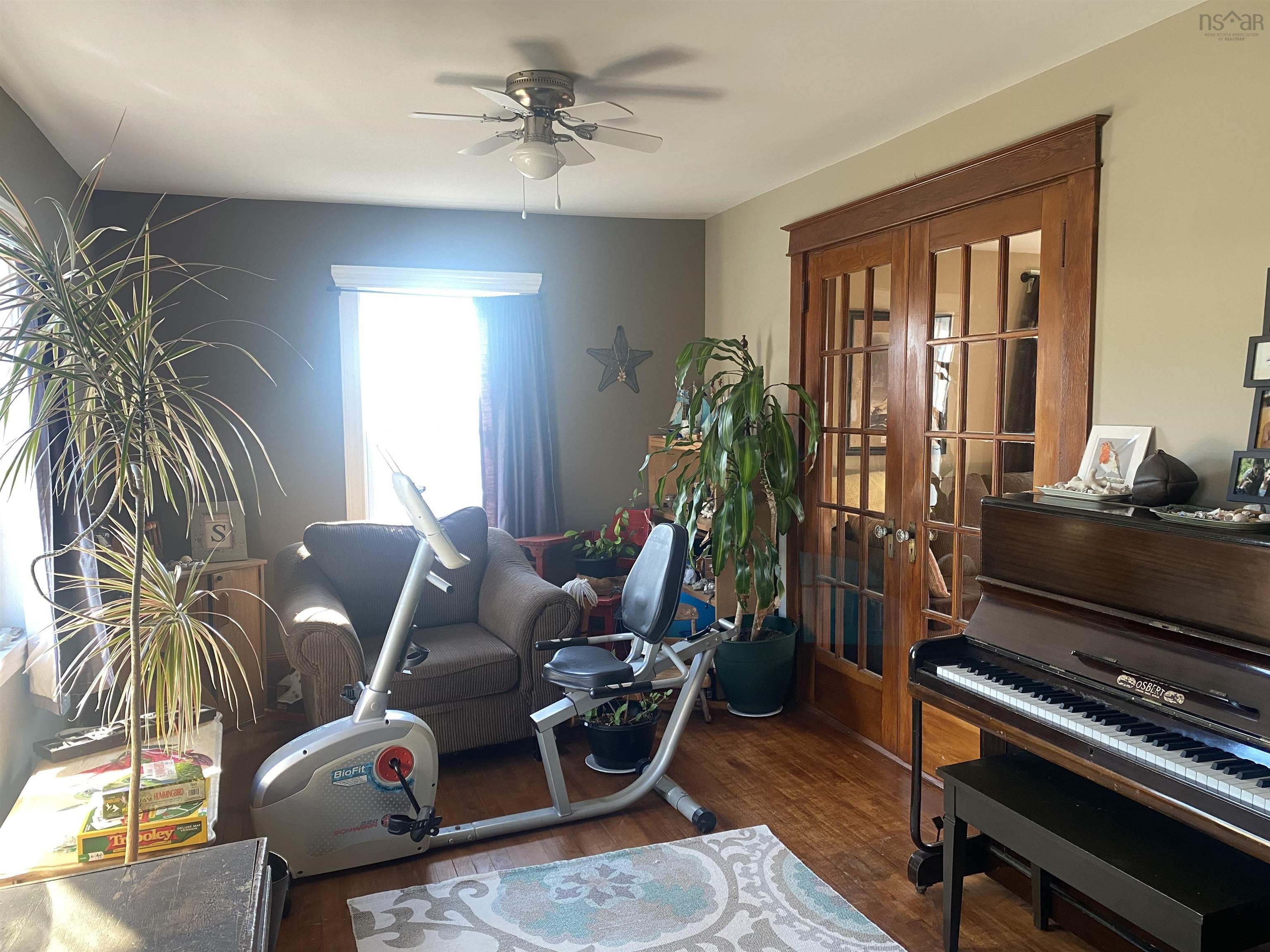 $569,000.00: 6777 Hwy 101, Gilberts Cove