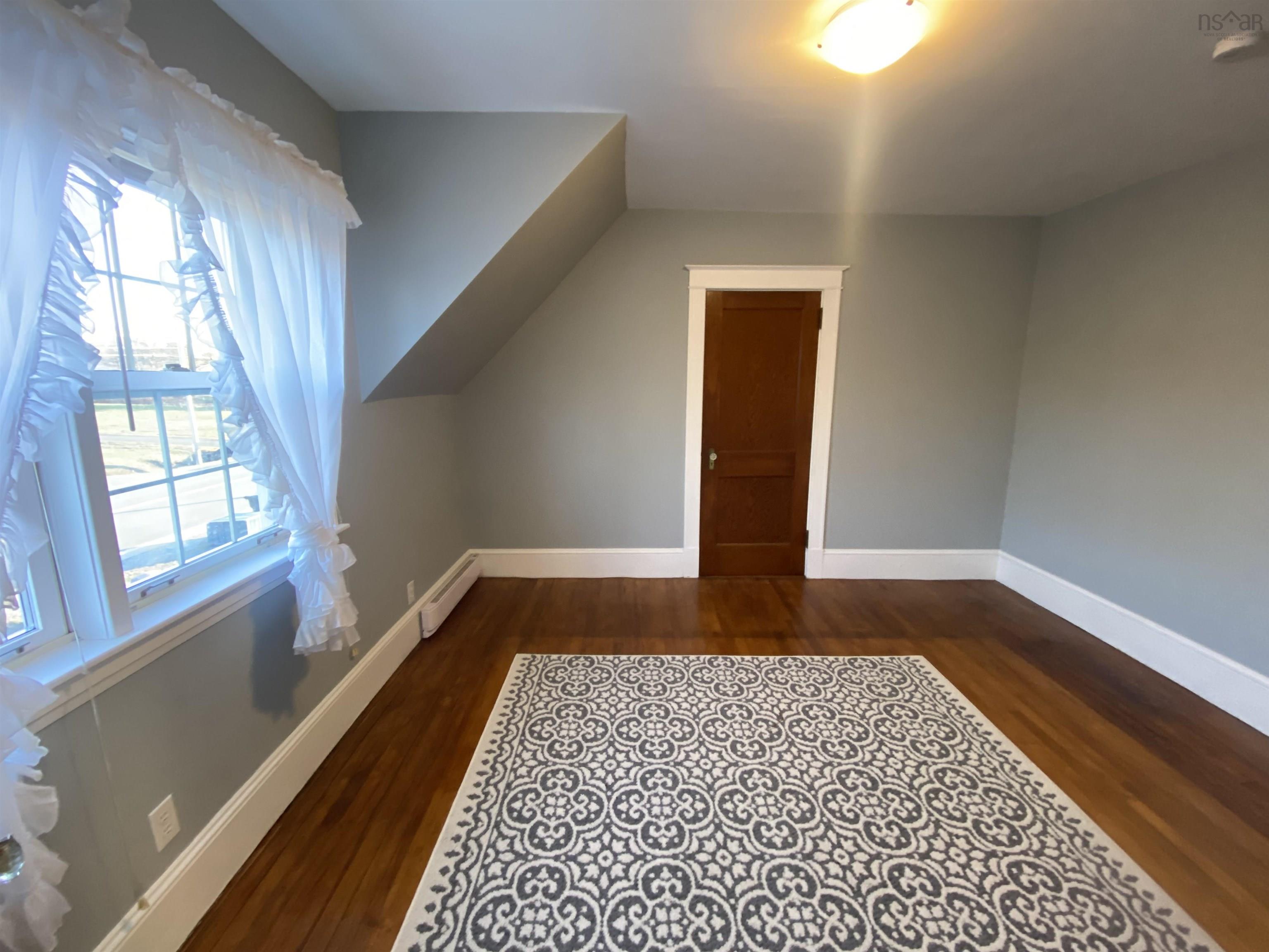 $569,000.00: 6777 Hwy 101, Gilberts Cove