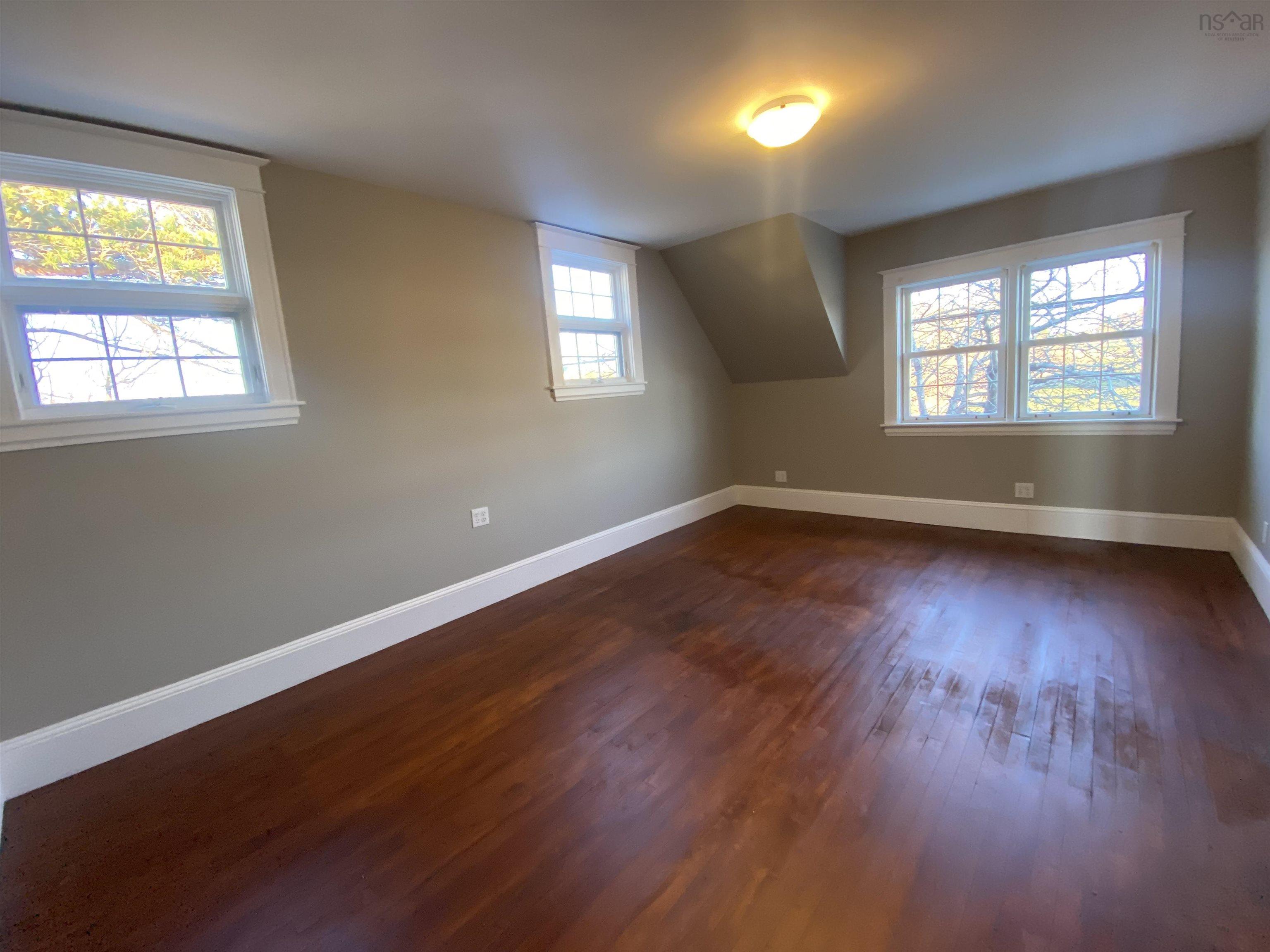 $569,000.00: 6777 Hwy 101, Gilberts Cove