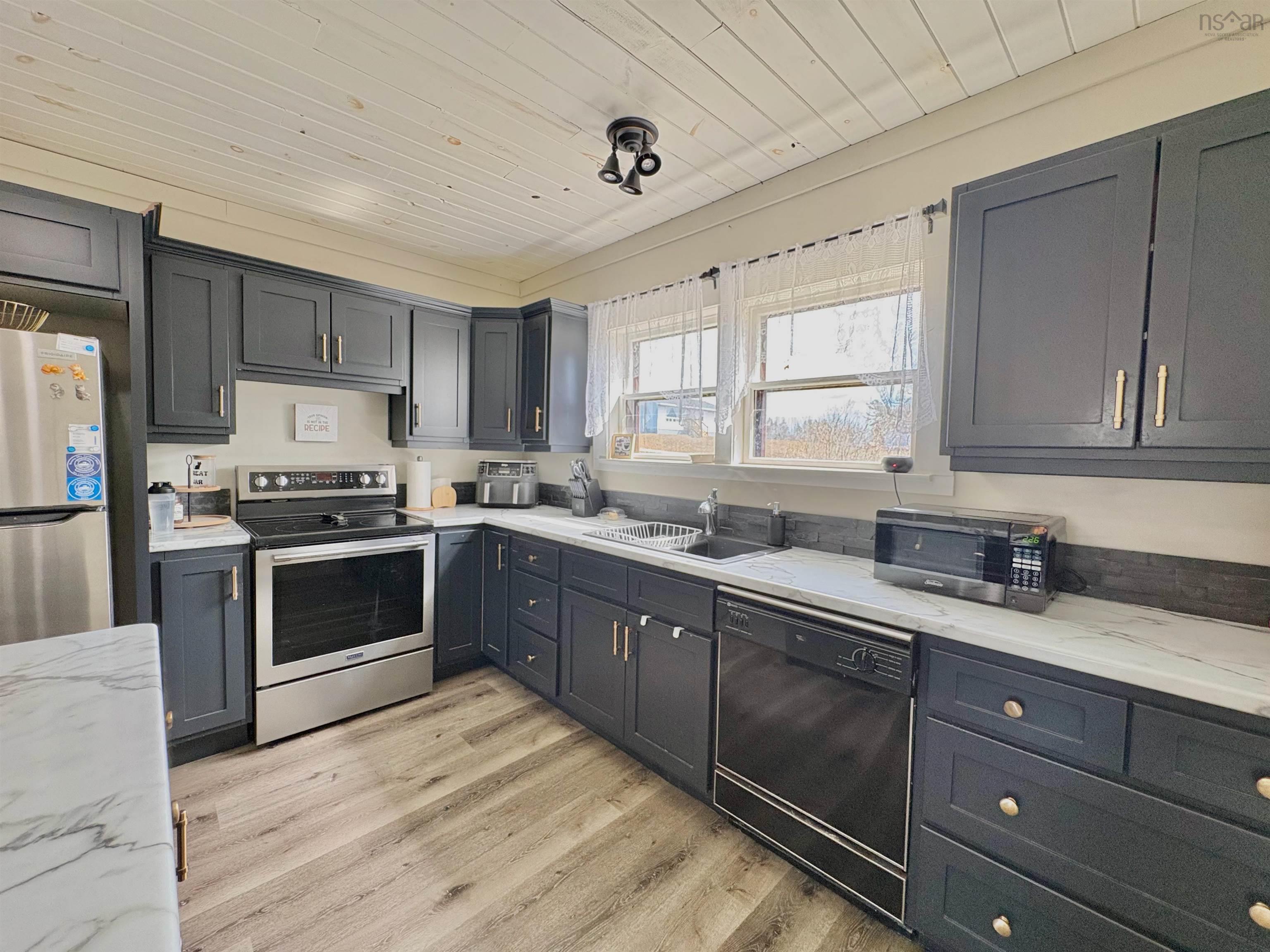 $329,900.00: 927 Highway 334, Plymouth