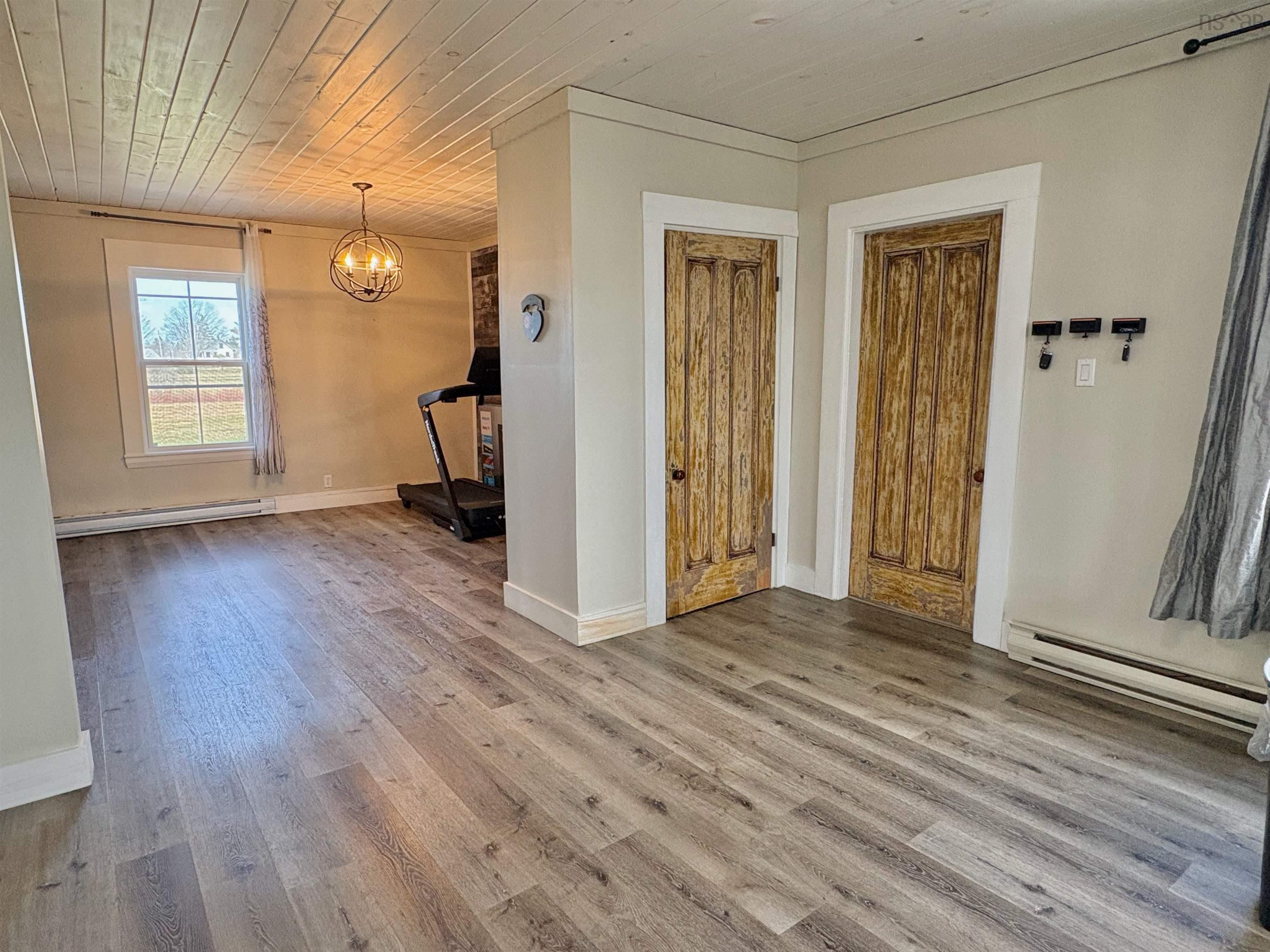 $329,900.00: 927 Highway 334, Plymouth