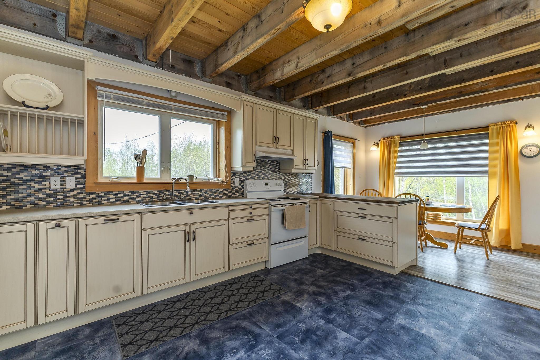 $389,000.00: 217 McAuley Road, Hedgeville