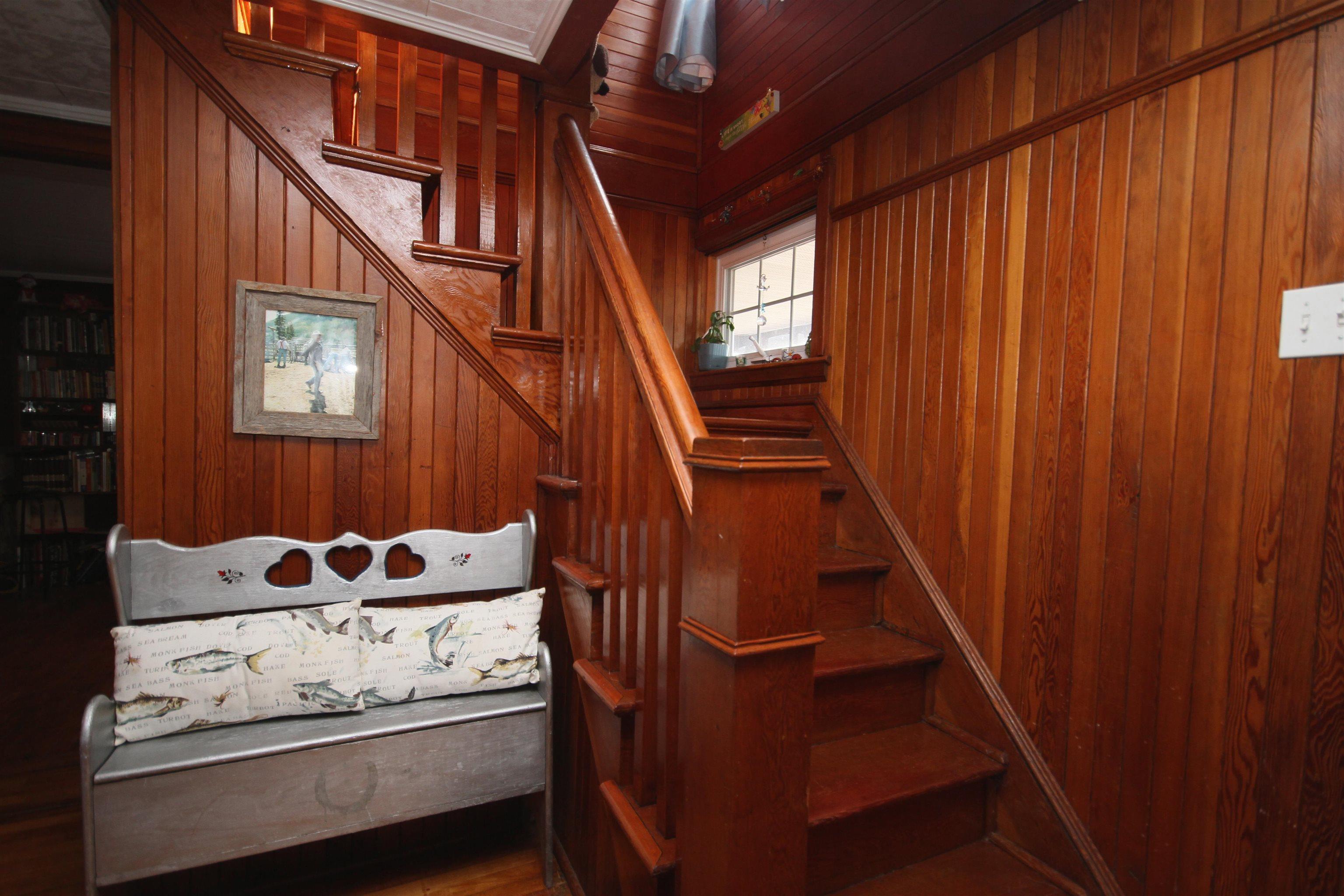 $374,500.00: 1922 Highway 19, Creignish