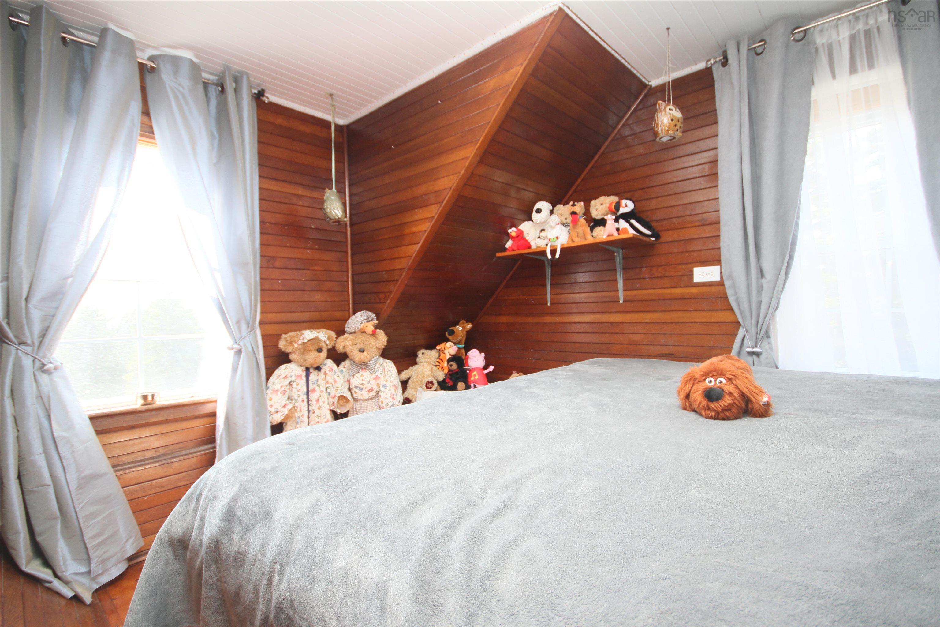 $374,500.00: 1922 Highway 19, Creignish