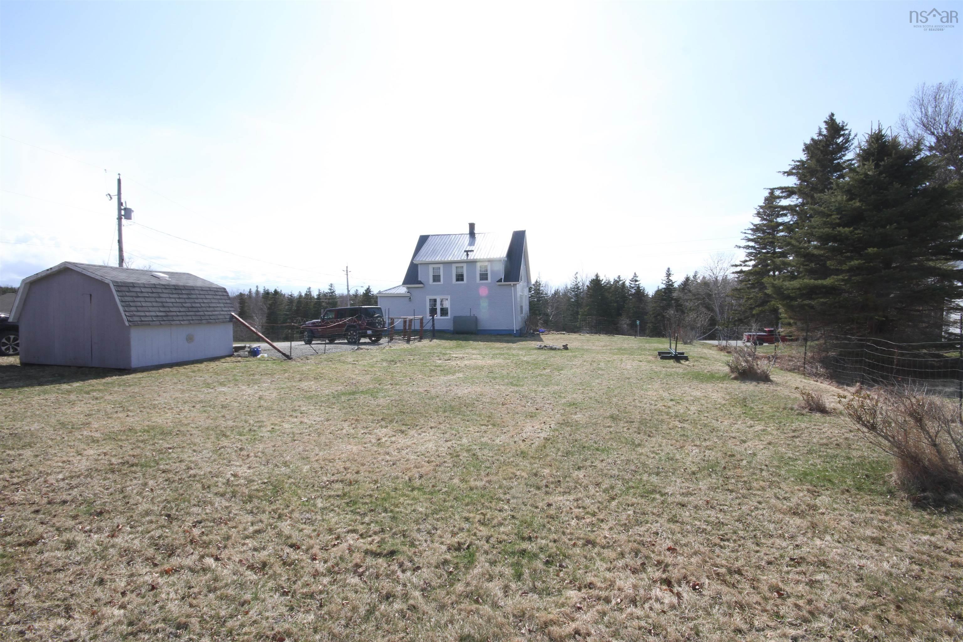$374,500.00: 1922 Highway 19, Creignish