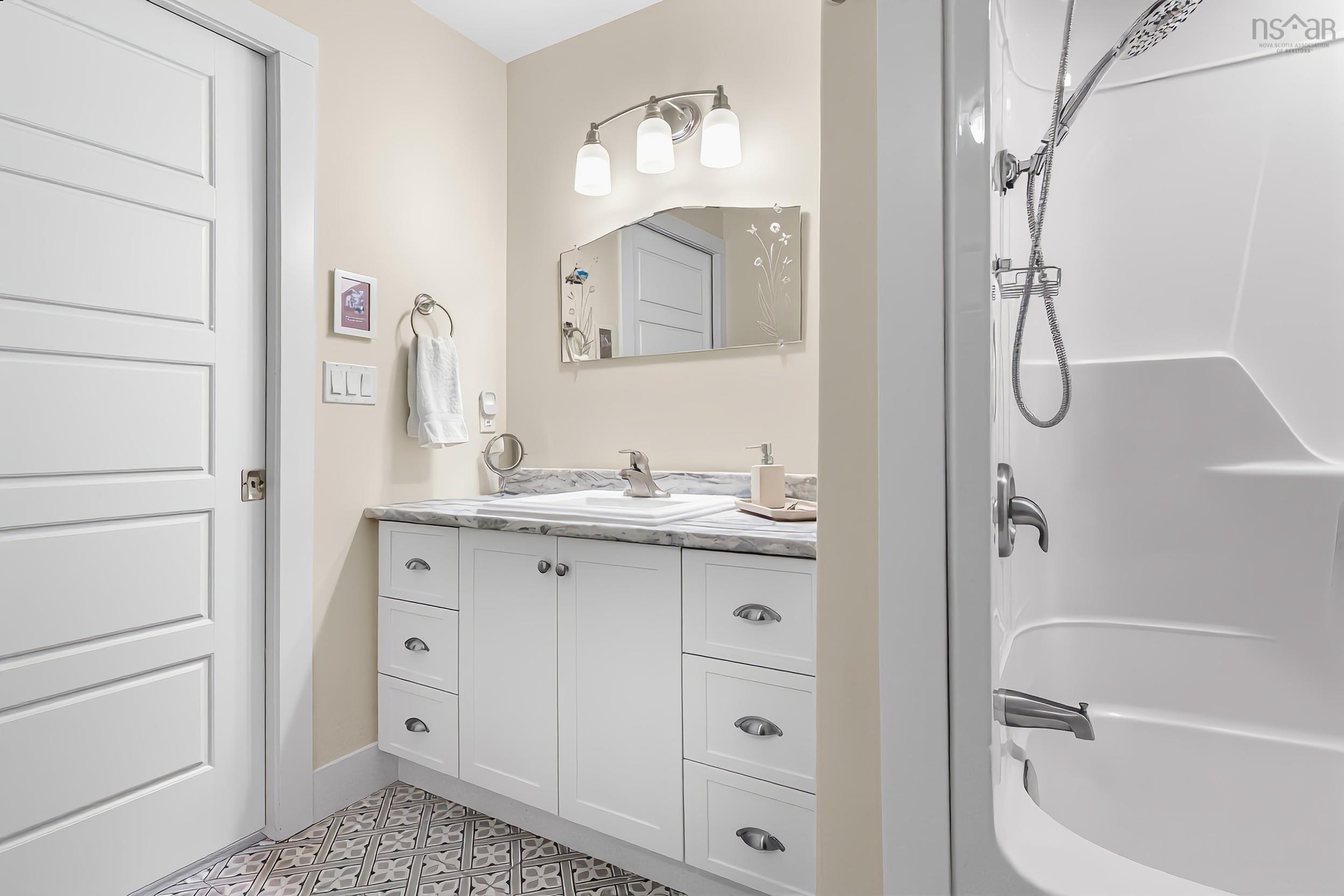 $459,900.00: 30 Elizabeth Avenue, Garlands Crossing