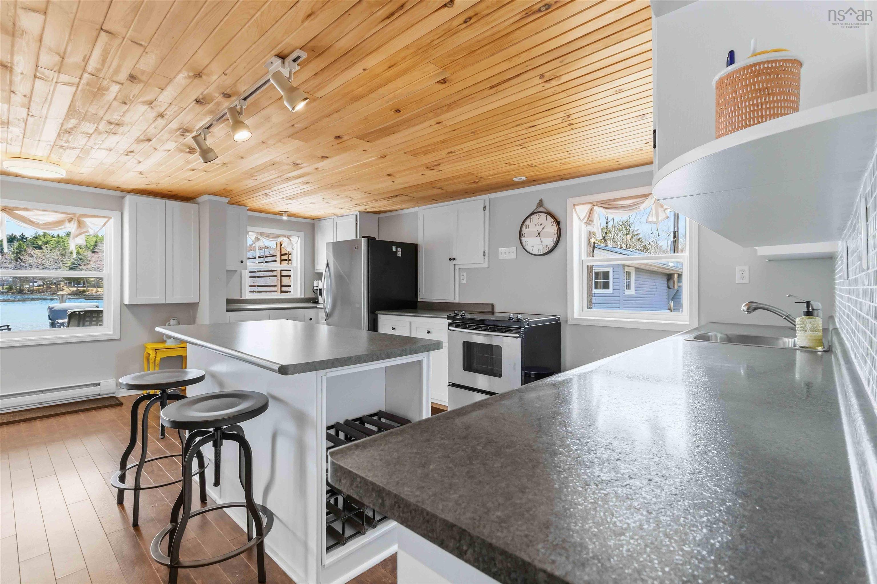 $384,900.00: 55 Mush A Mush Road, Lower Northfield