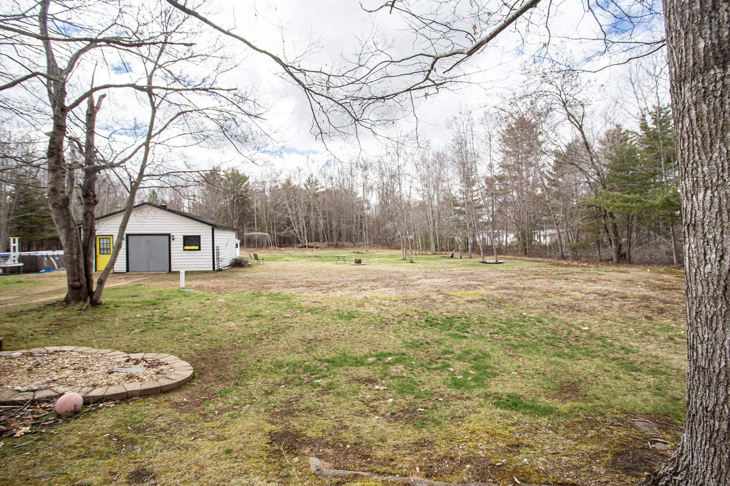 $374,900.00: 10456 Highway 201, Meadowvale