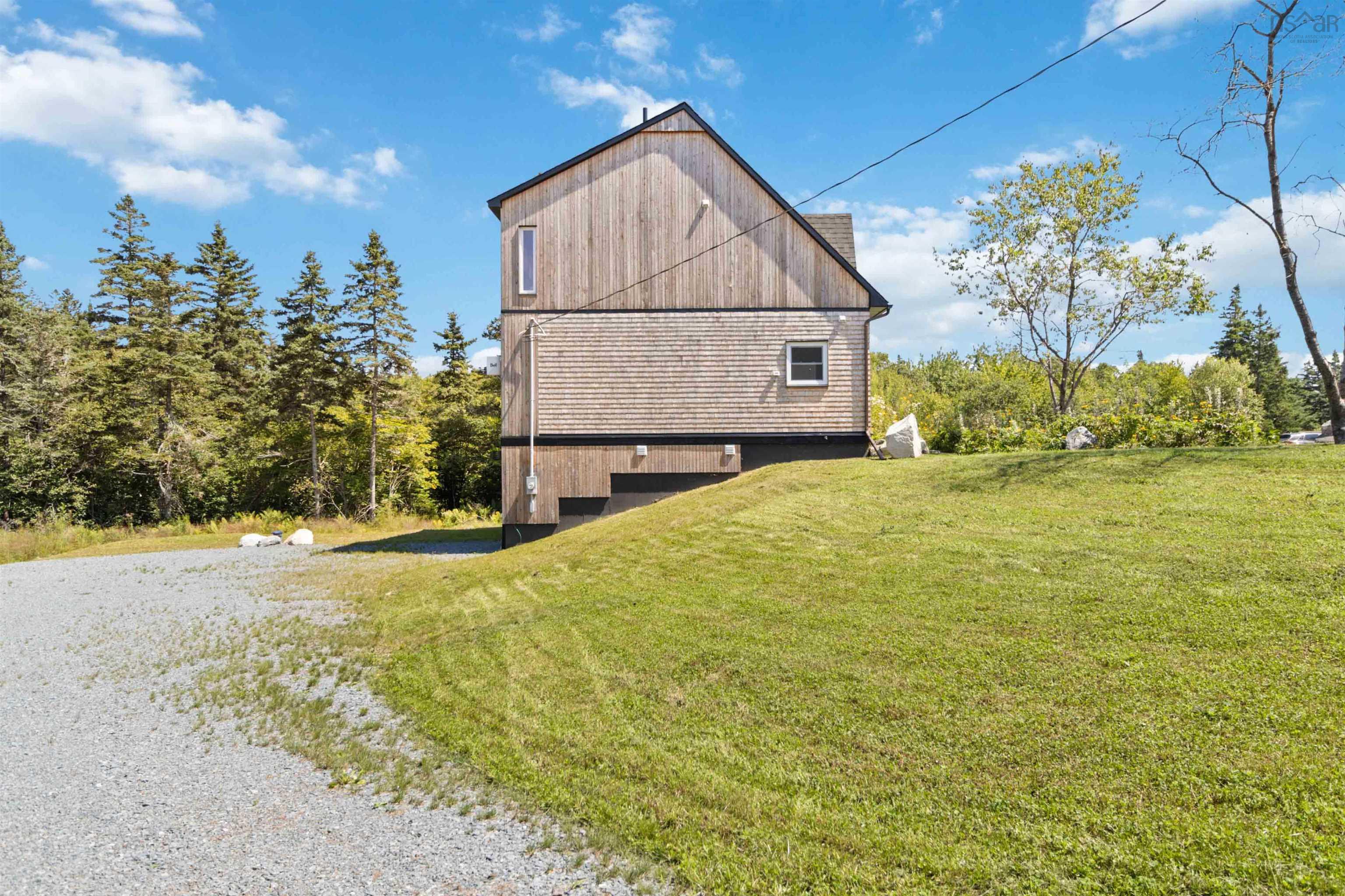 $575,000.00: 51 Everetts Way, Hunts Point
